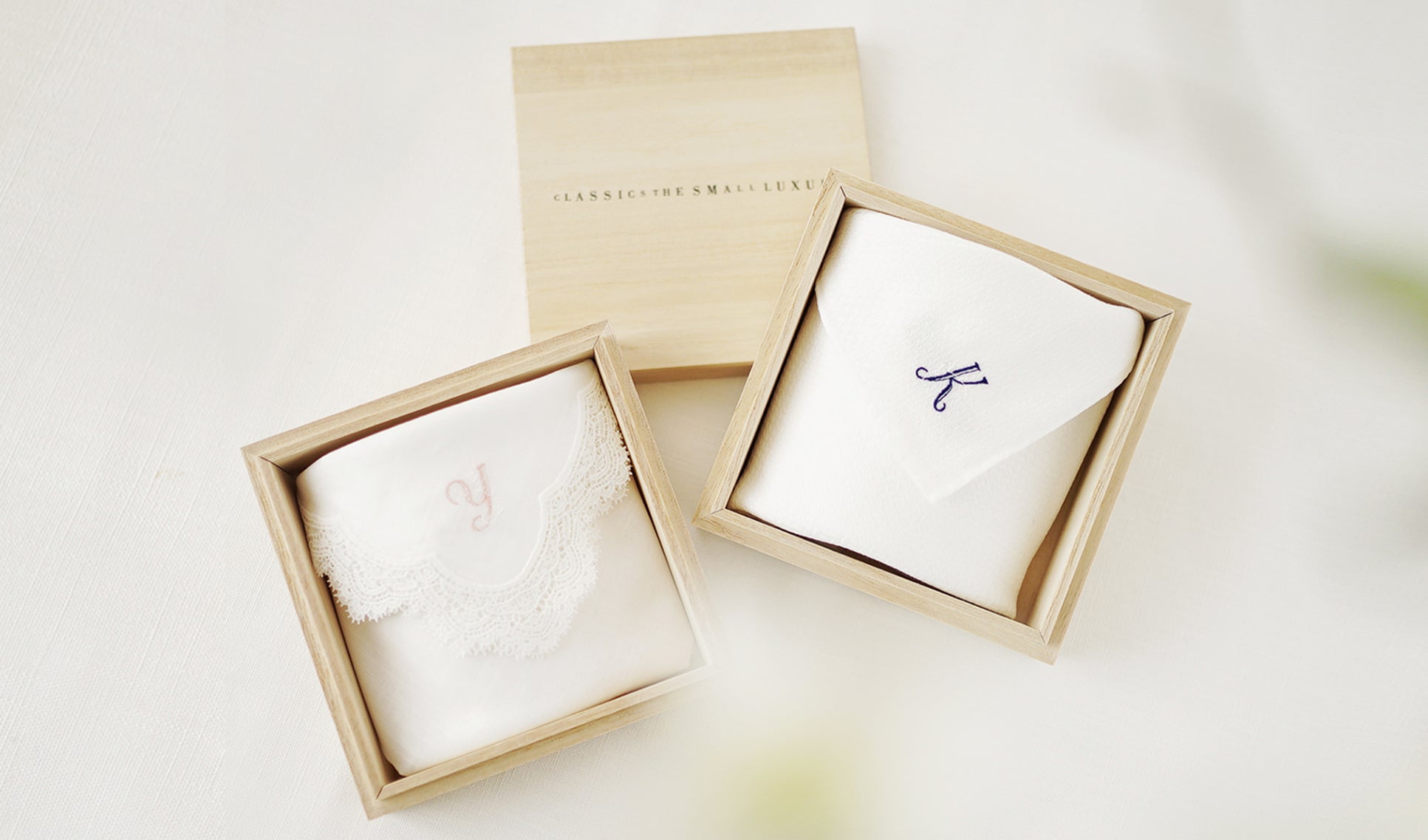 12月12日(金)より新成人お祝いキャンペーンを開催!対象の白いハンカチが20%OFF