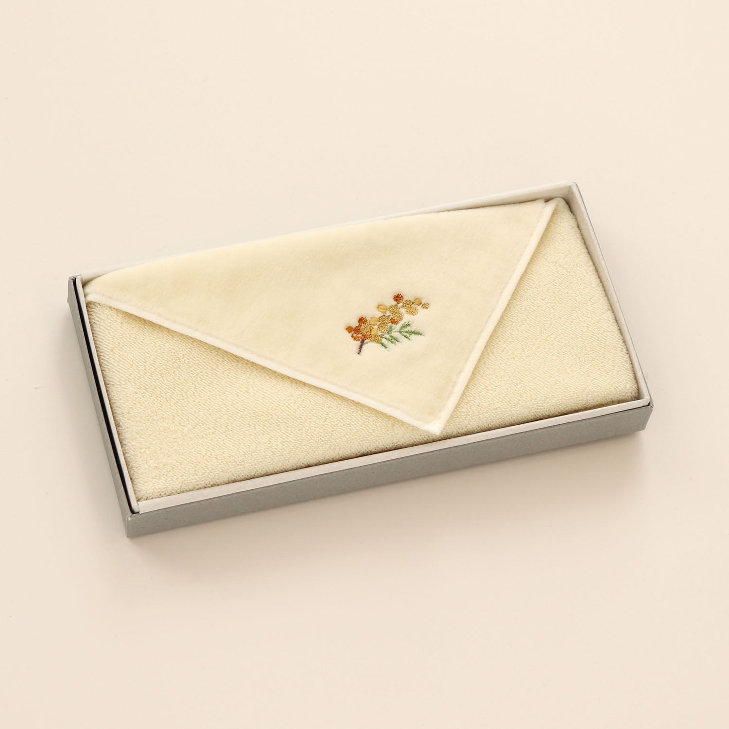 ミモザ刺繍入り SICタオル