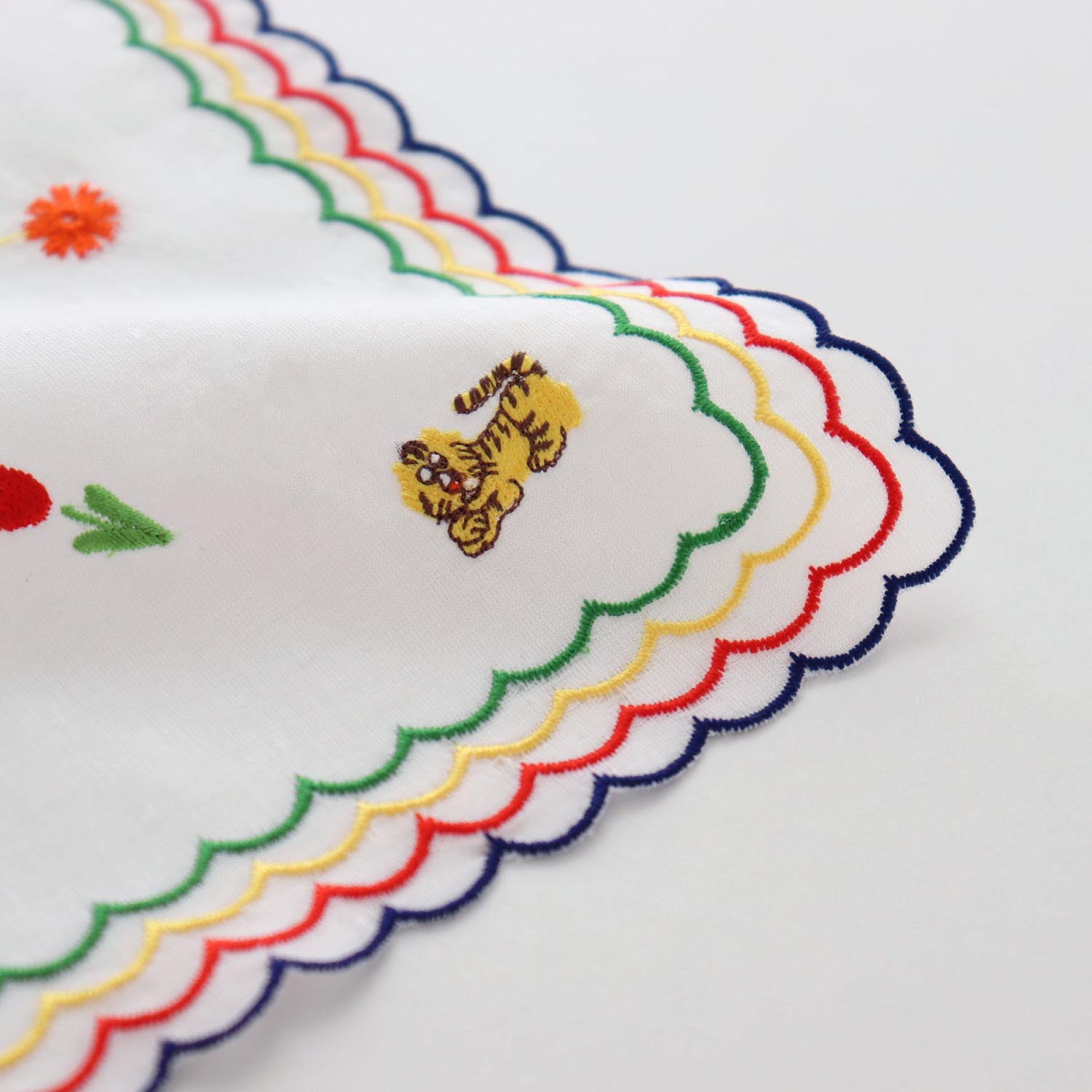 Adelia Retro Collaboration Handkerchief Pattern Embroidery