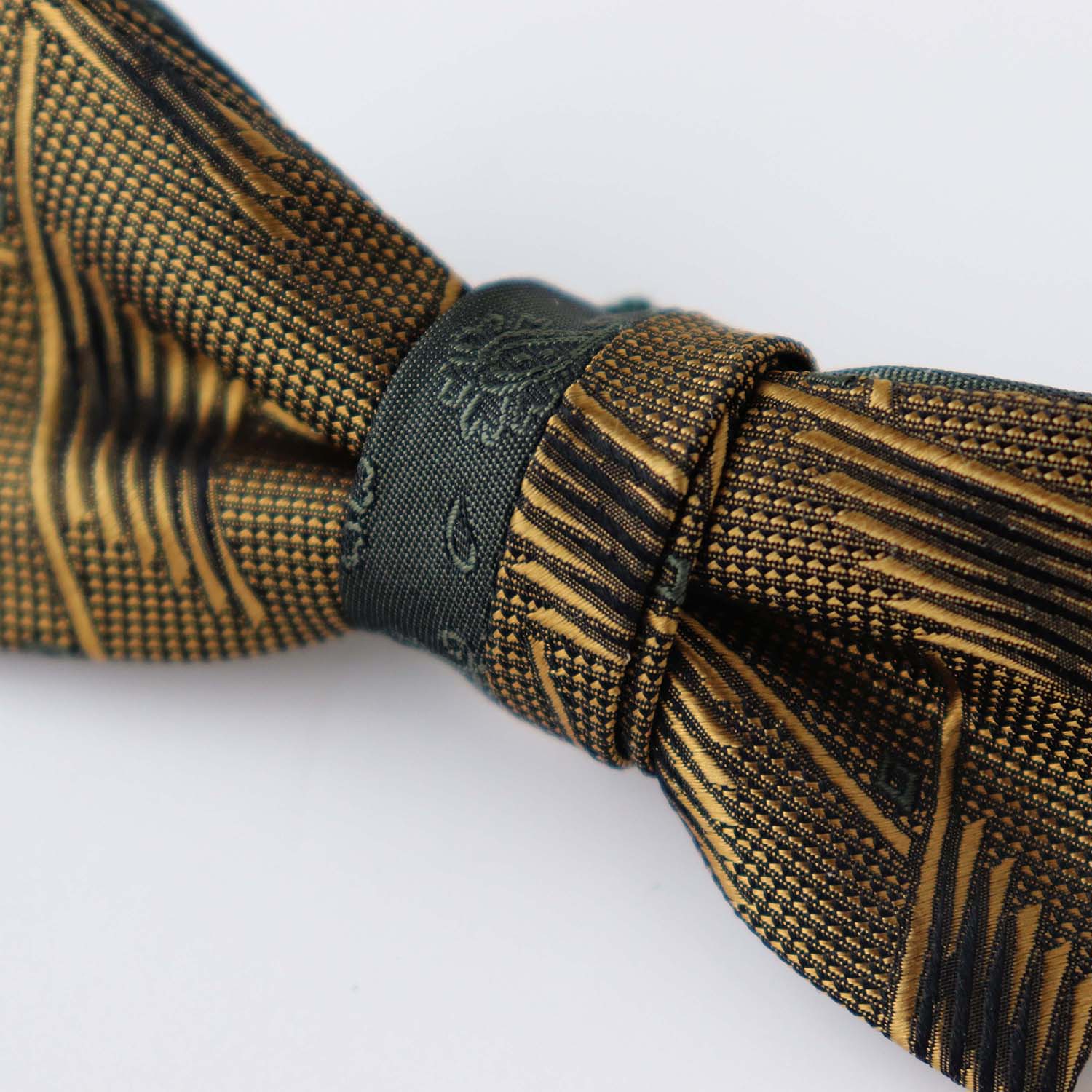 re-edit Bow tie type clip Geometric (Bronze A)