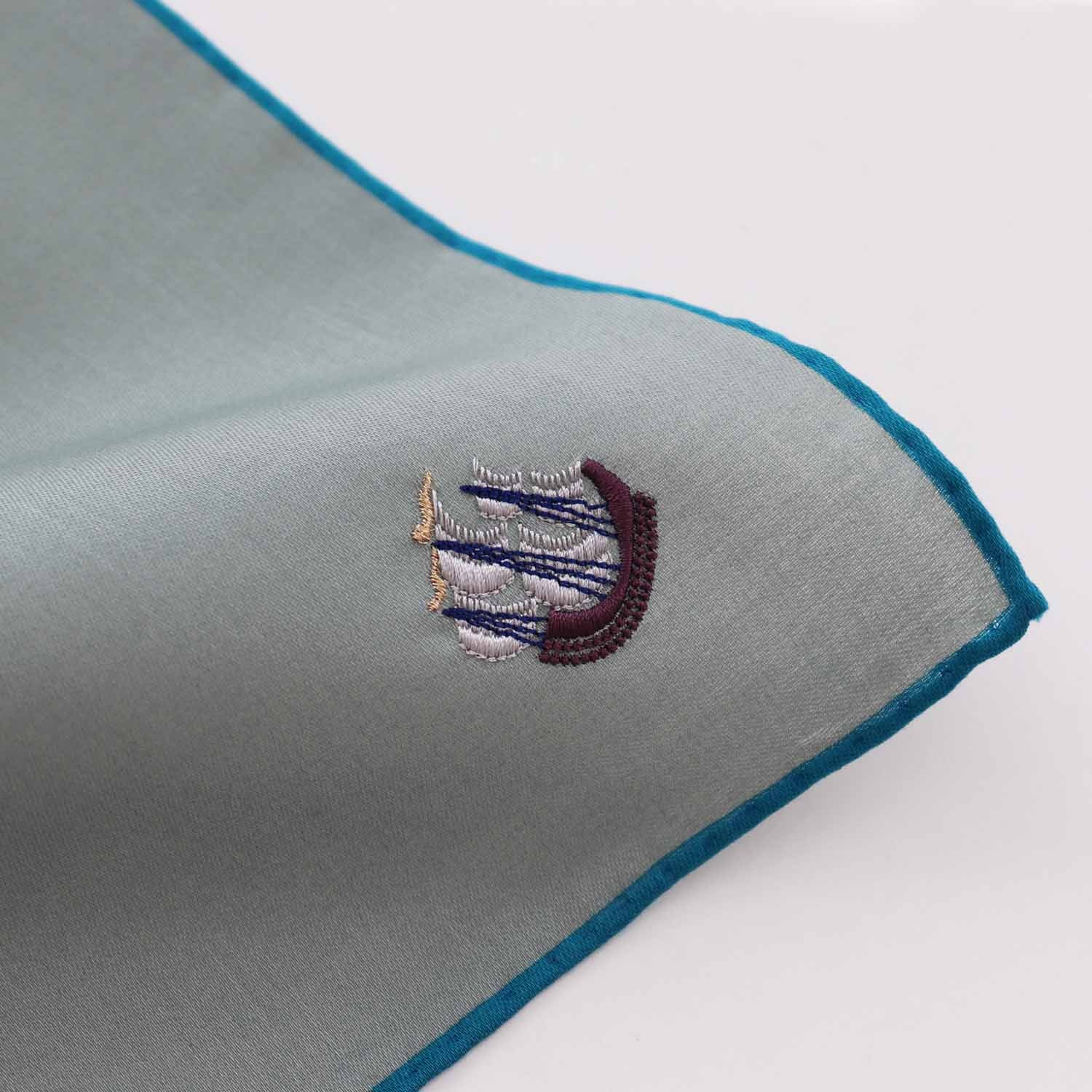 Handkerchief in cube box
