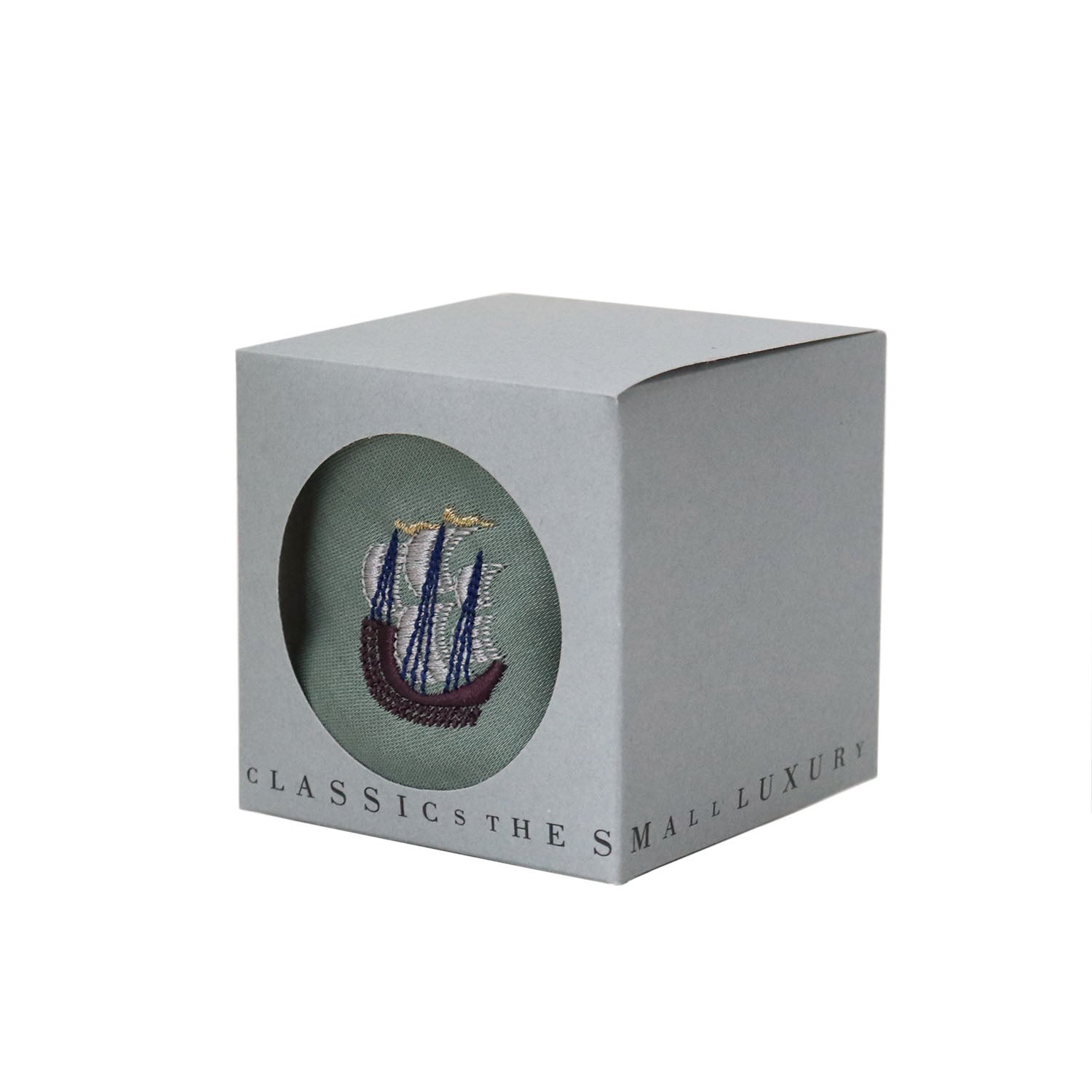 Handkerchief in cube box