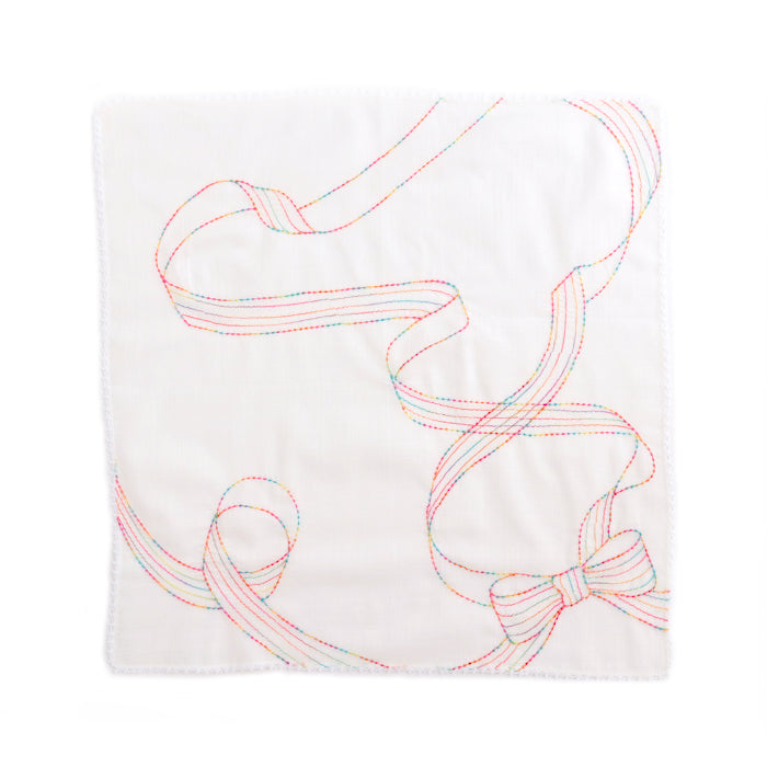 You can choose the initial embroidery! Ribbon embed