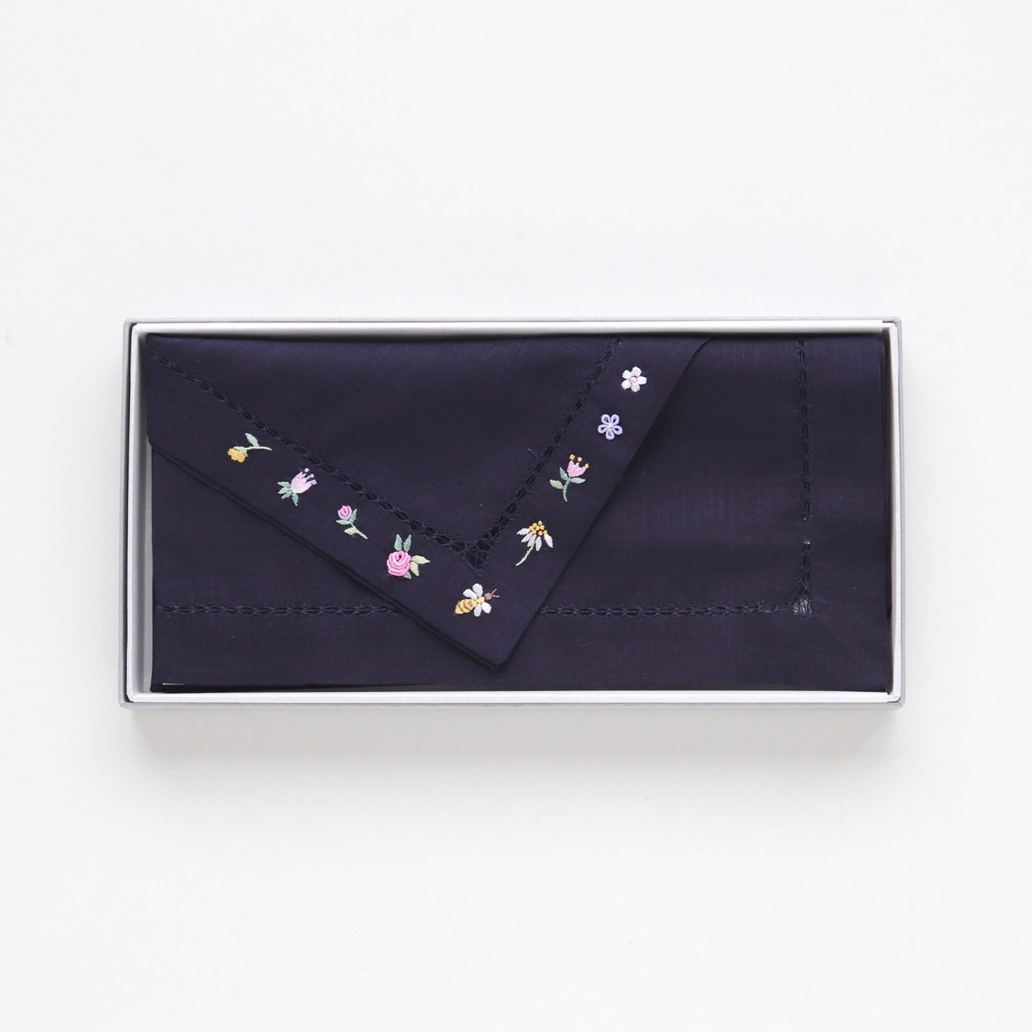 ベトナム手刺繍 ハンカチ small lucky motif