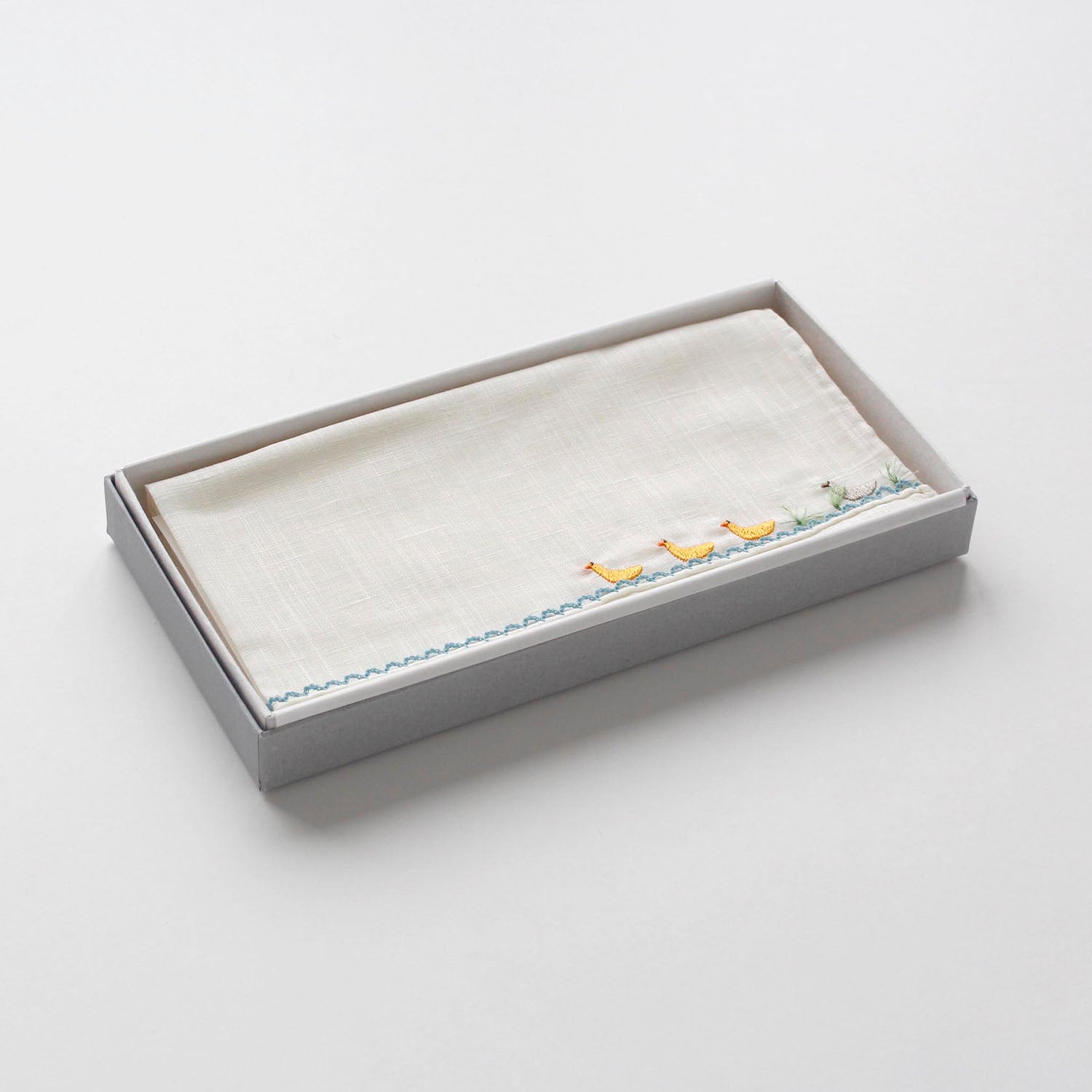 HIKKOMI Ugly Duckling Handkerchief [HIKKOMIseries】