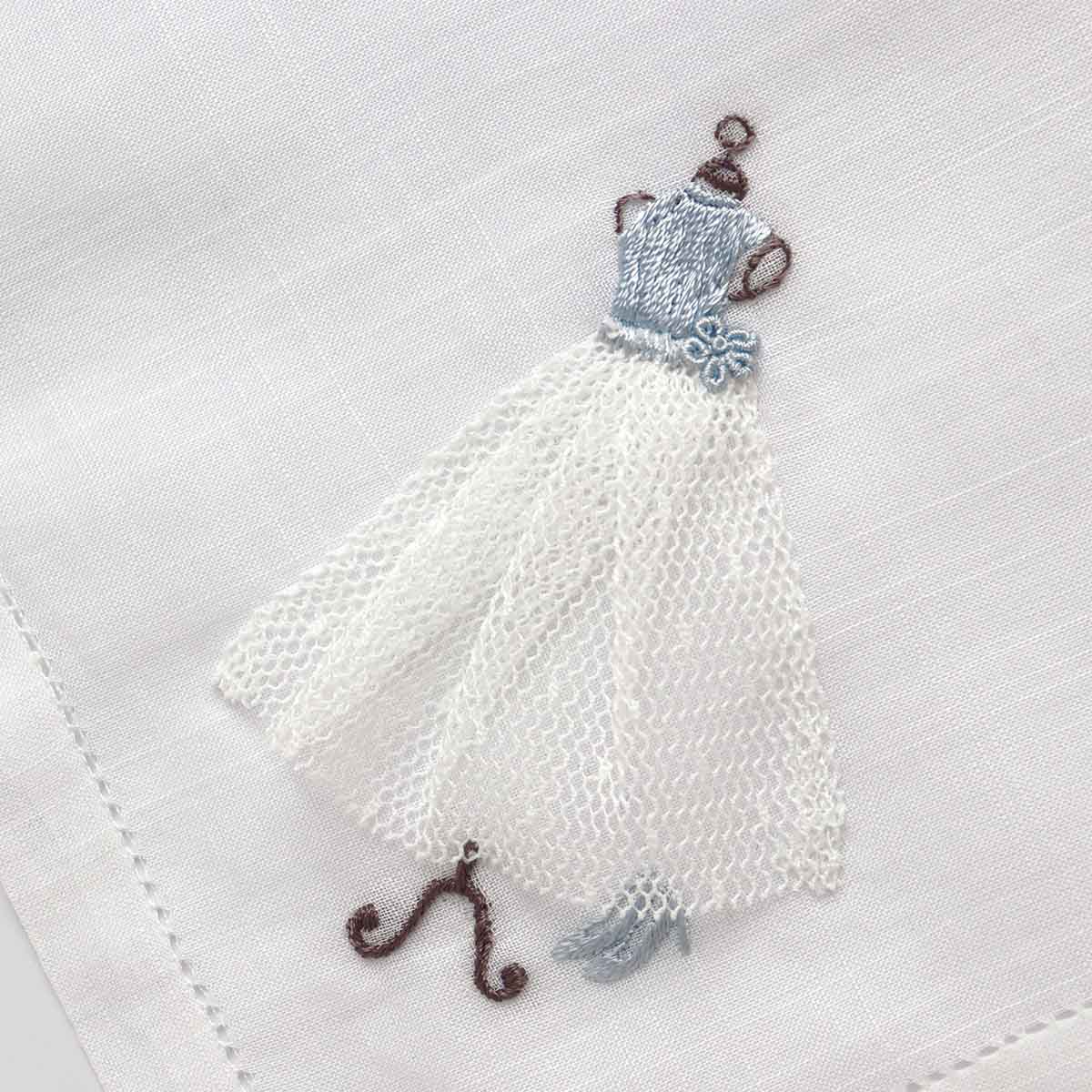 ベトナム手刺繍 Tulle dress