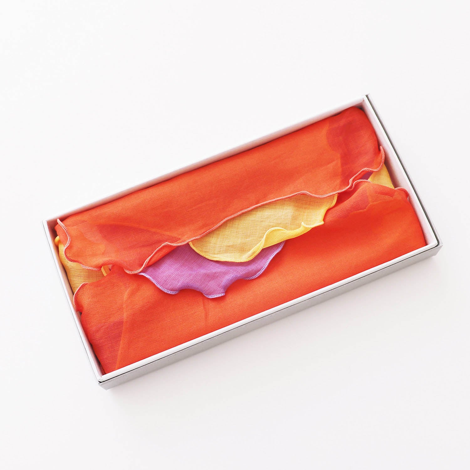 KASANEIRO -重ね色-「frillia(フリリア)シリーズ」【立体ハンカチ】