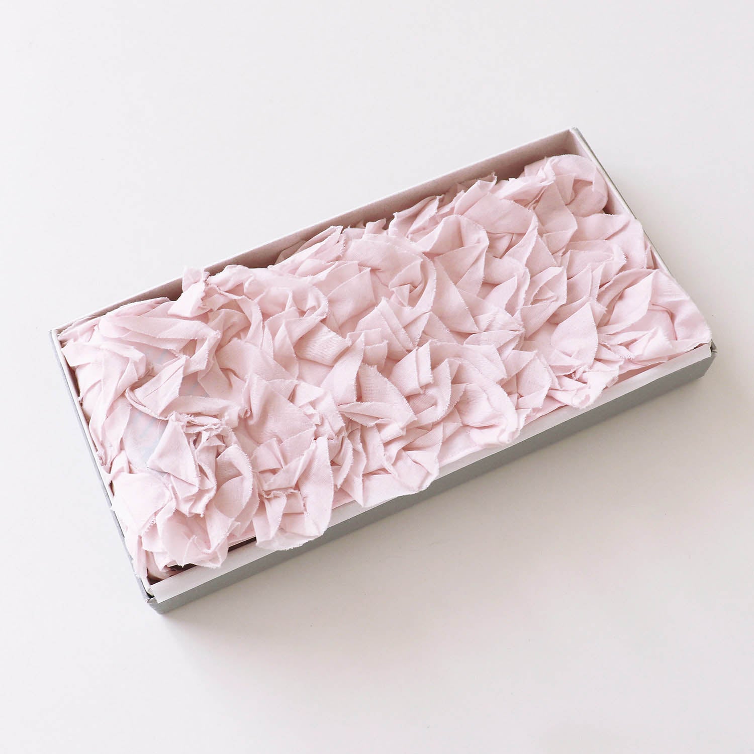 mosha mosha「frillia(フリリア)シリーズ」【立体ハンカチ】