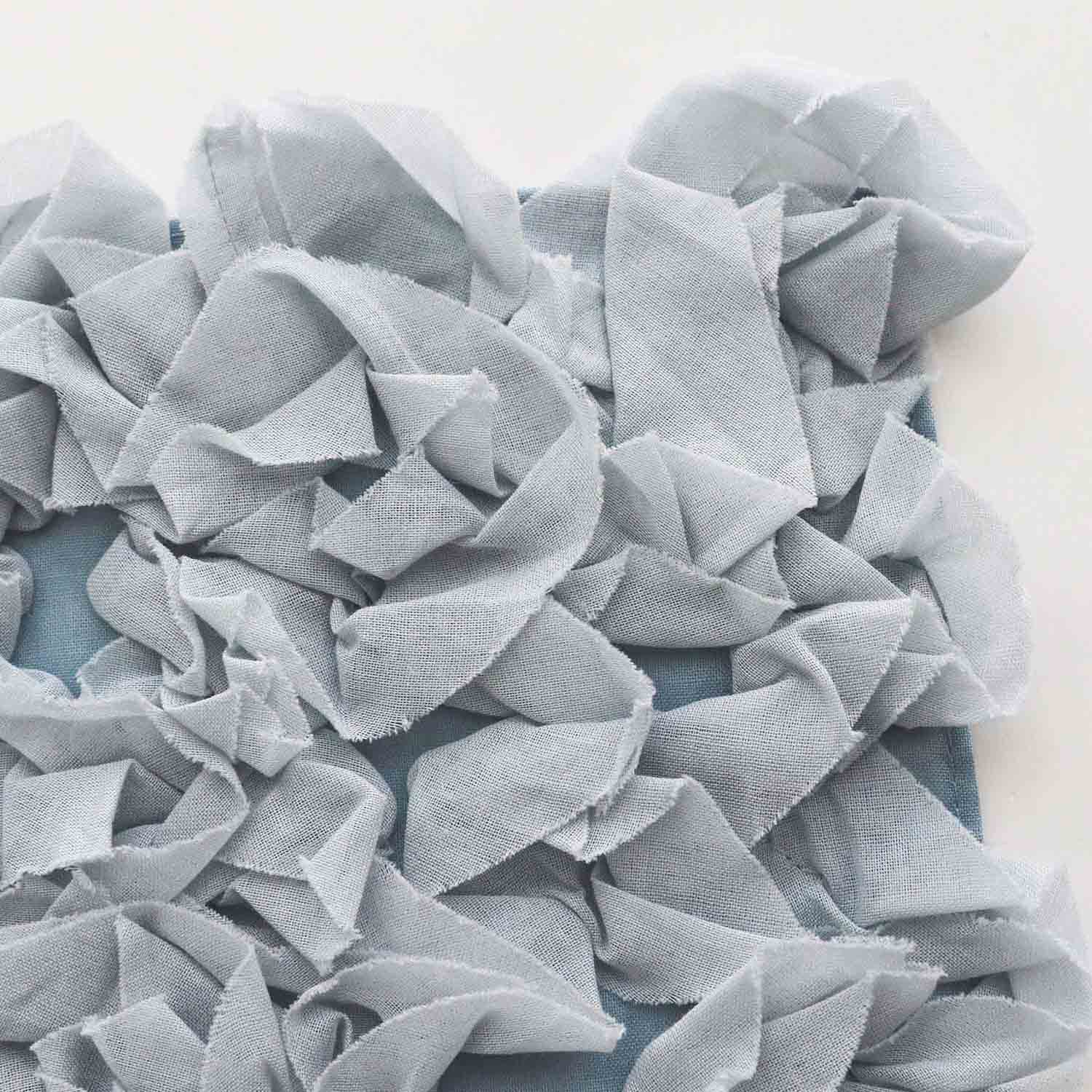 mosha mosha「frillia(フリリア)シリーズ」【立体ハンカチ】