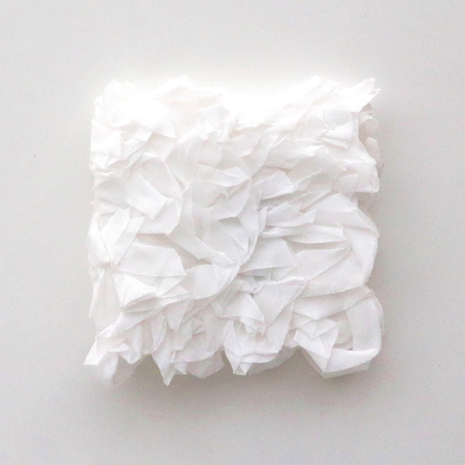 mosha mosha「frillia(フリリア)シリーズ」【立体ハンカチ】