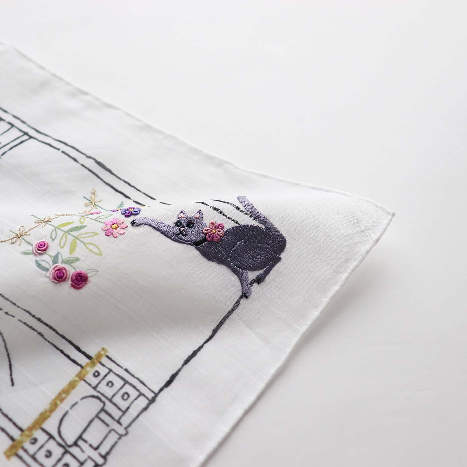 キャットハウス ベトナム手刺繍ハンカチ