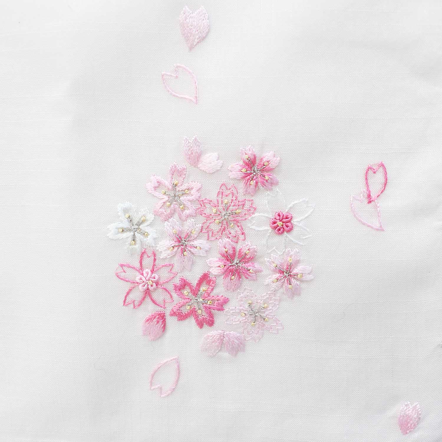 ベトナム手刺繍 桜くす玉