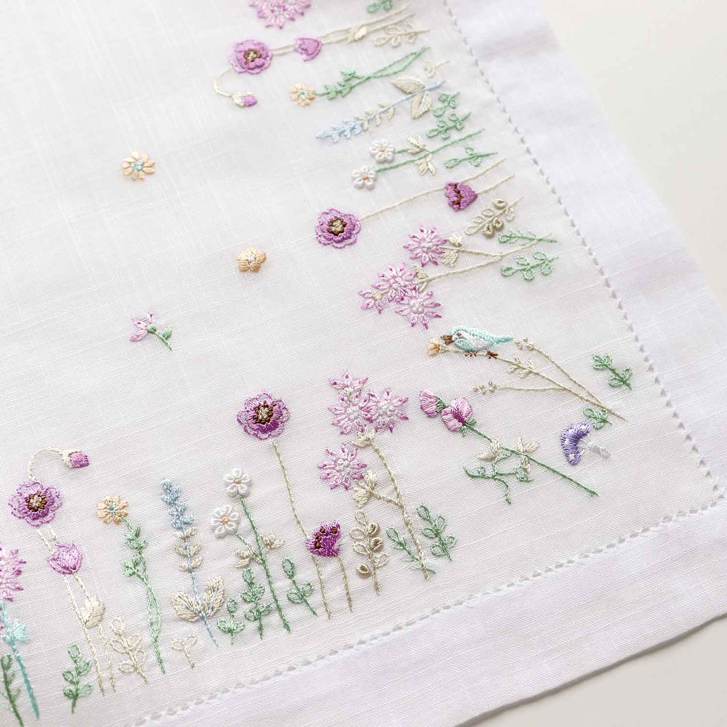 ベトナム手刺繍 ハンカチ Jardin de Fleurs