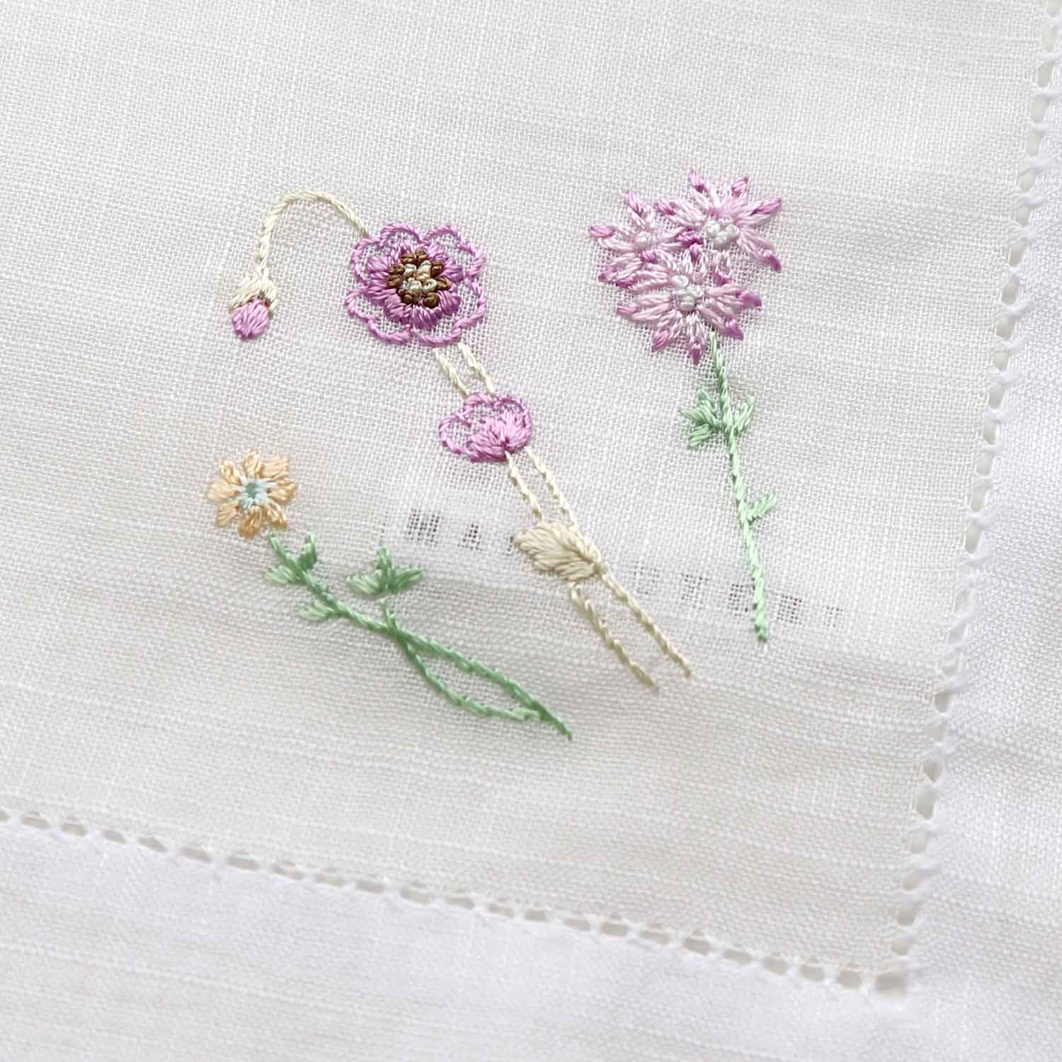 ベトナム手刺繍 ハンカチ Jardin de Fleurs