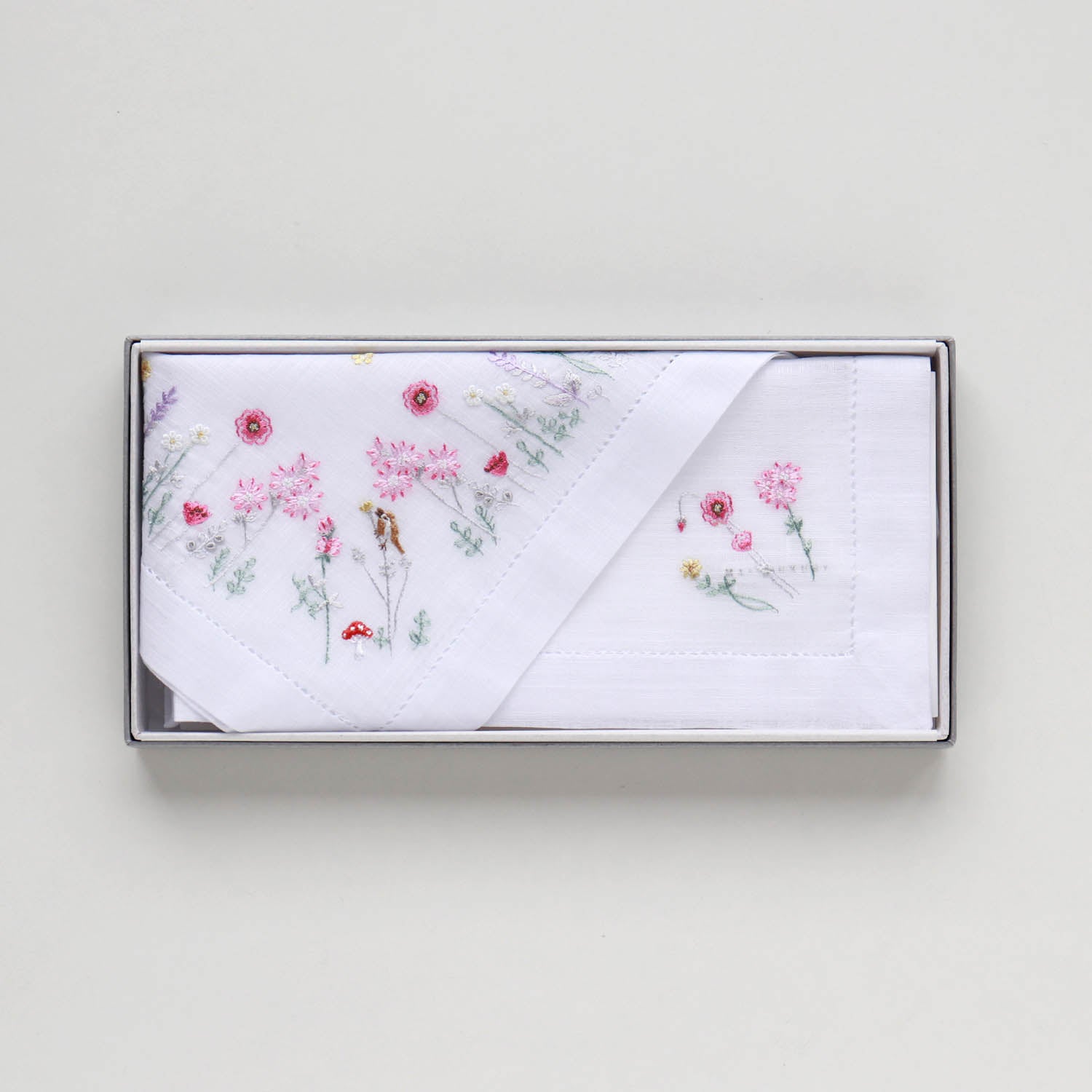 ベトナム手刺繍 ハンカチ Jardin de Fleurs