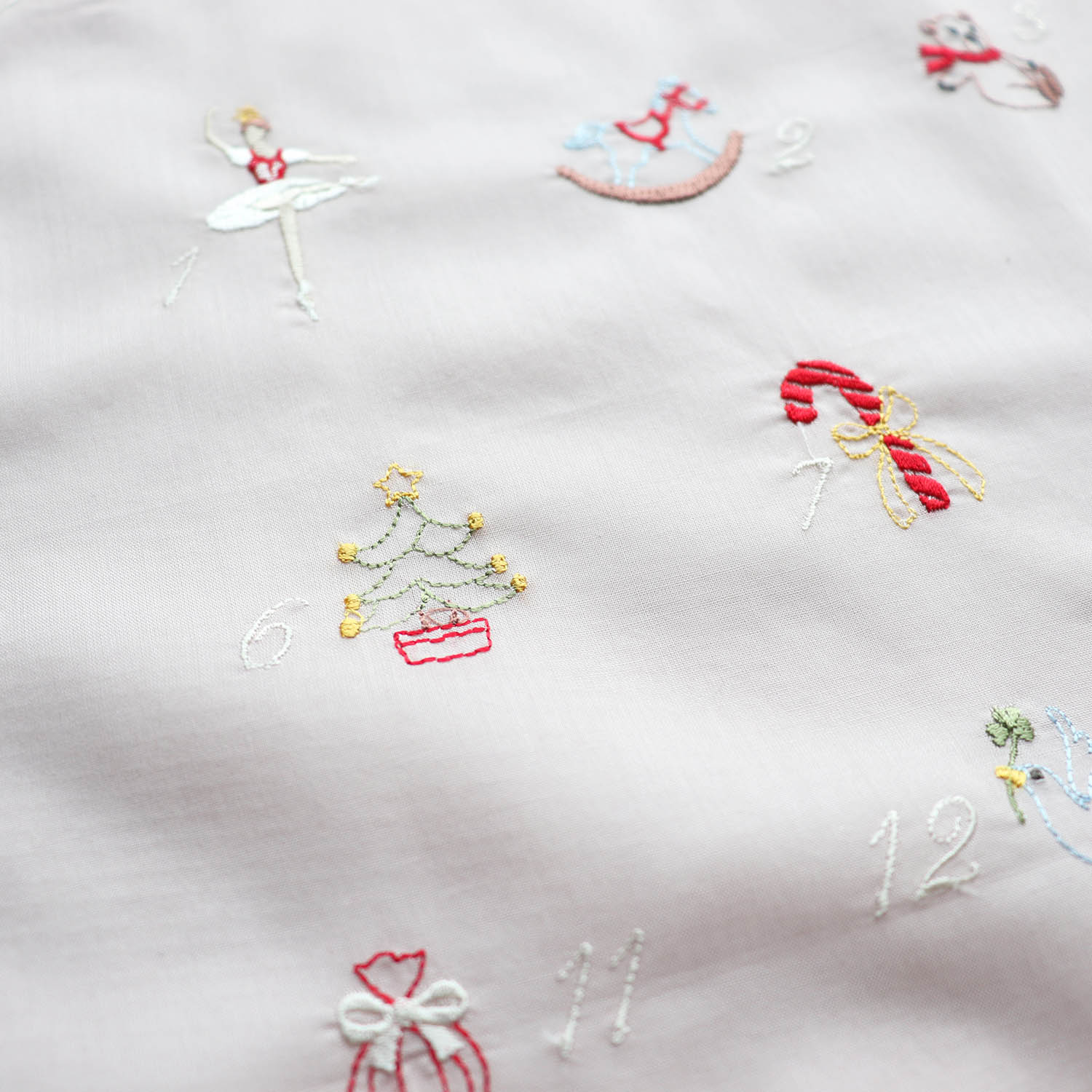 アドベントカレンダー エンブハンカチ