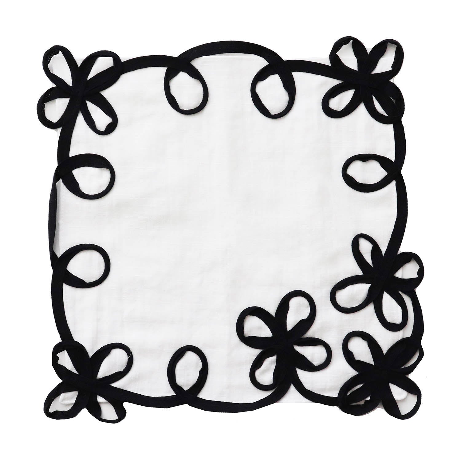 clover line「frillia(フリリア)シリーズ」【立体ハンカチ】