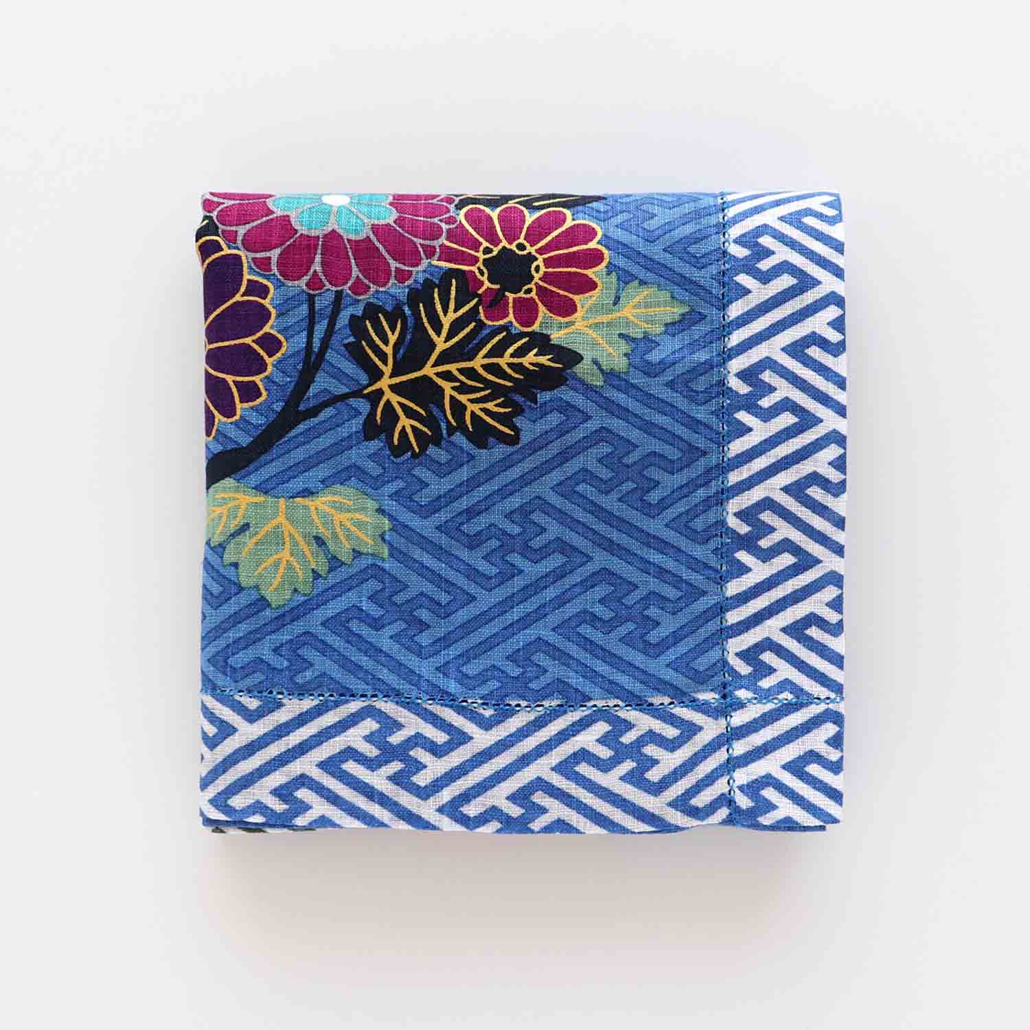 瓦照苑 -菊と瓢箪(ひょうたん)-