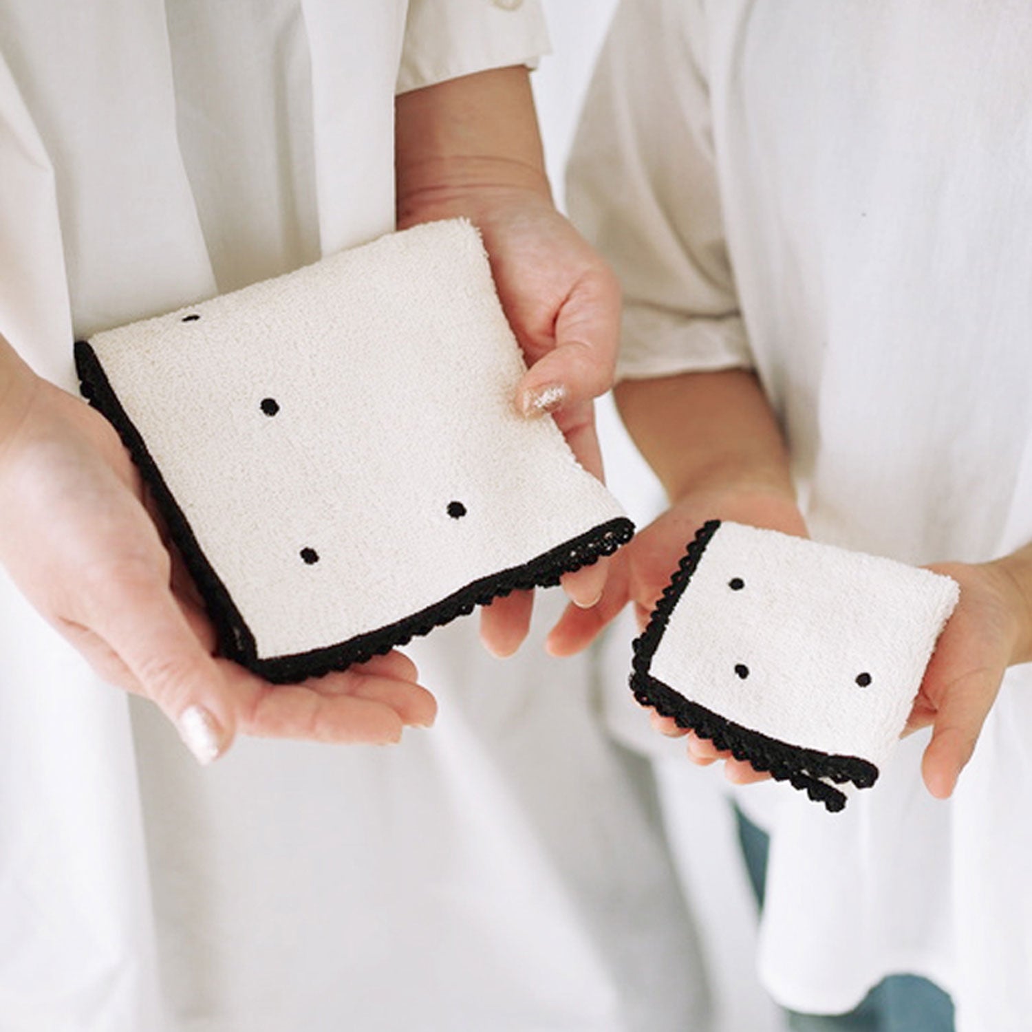 mini Organic Towel Dot