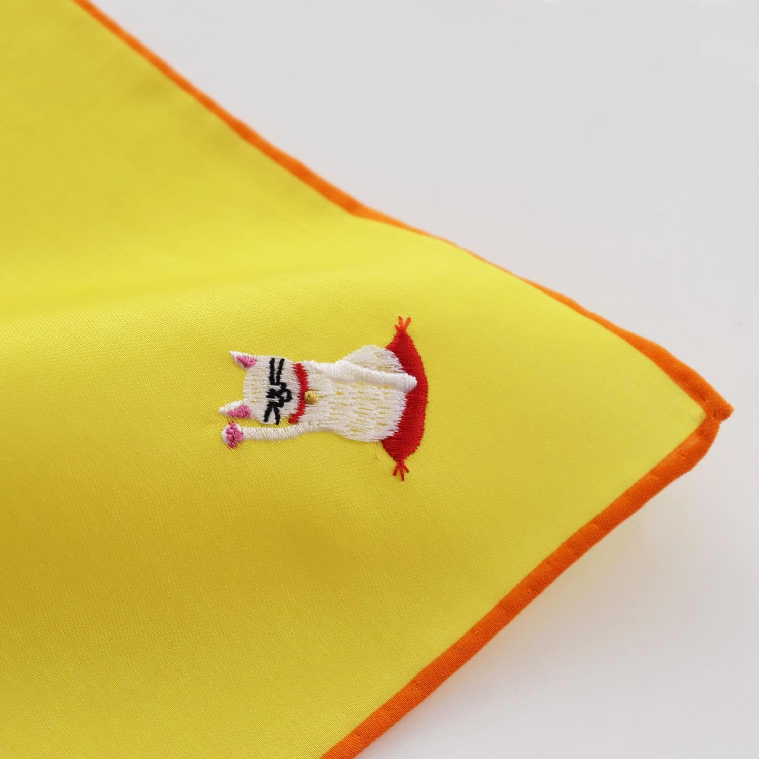 Handkerchief in cube box