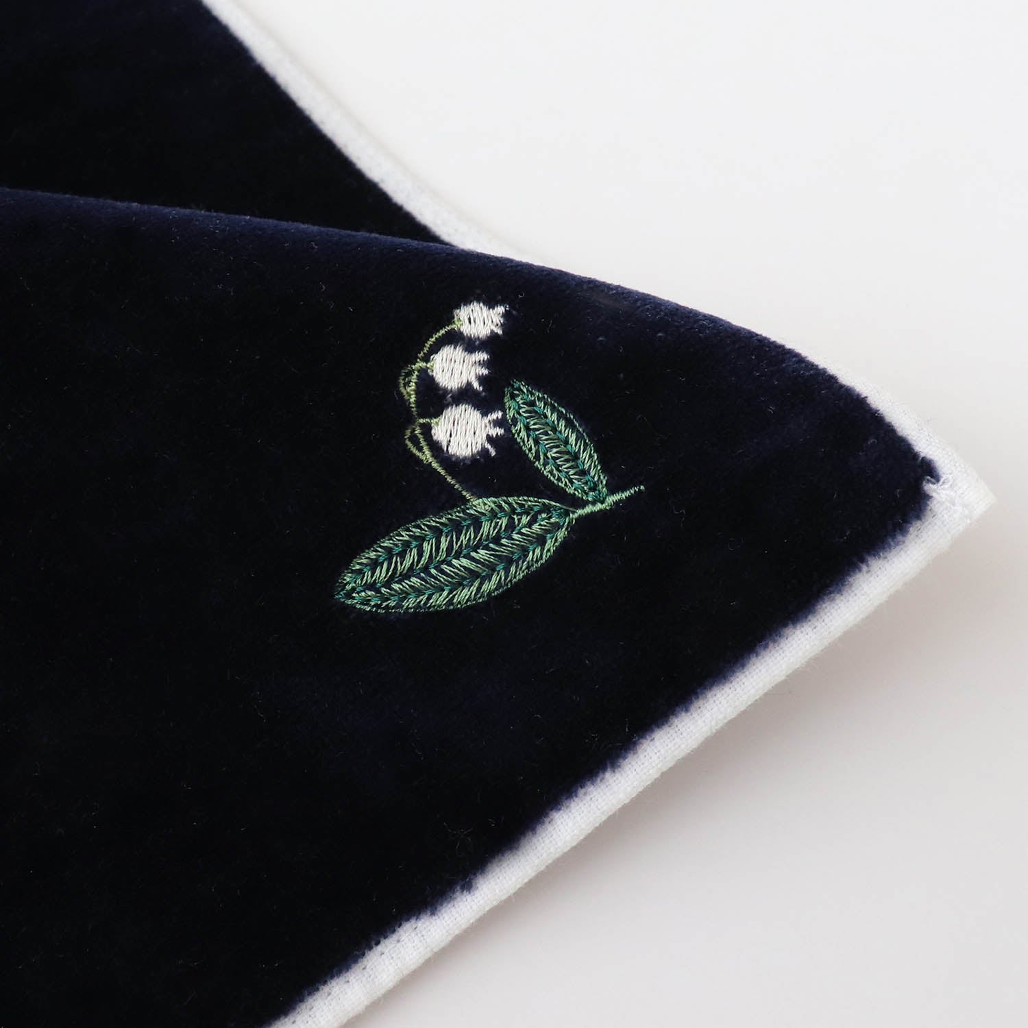 SUZURAN Embroidered SIC Towel Handkerchief