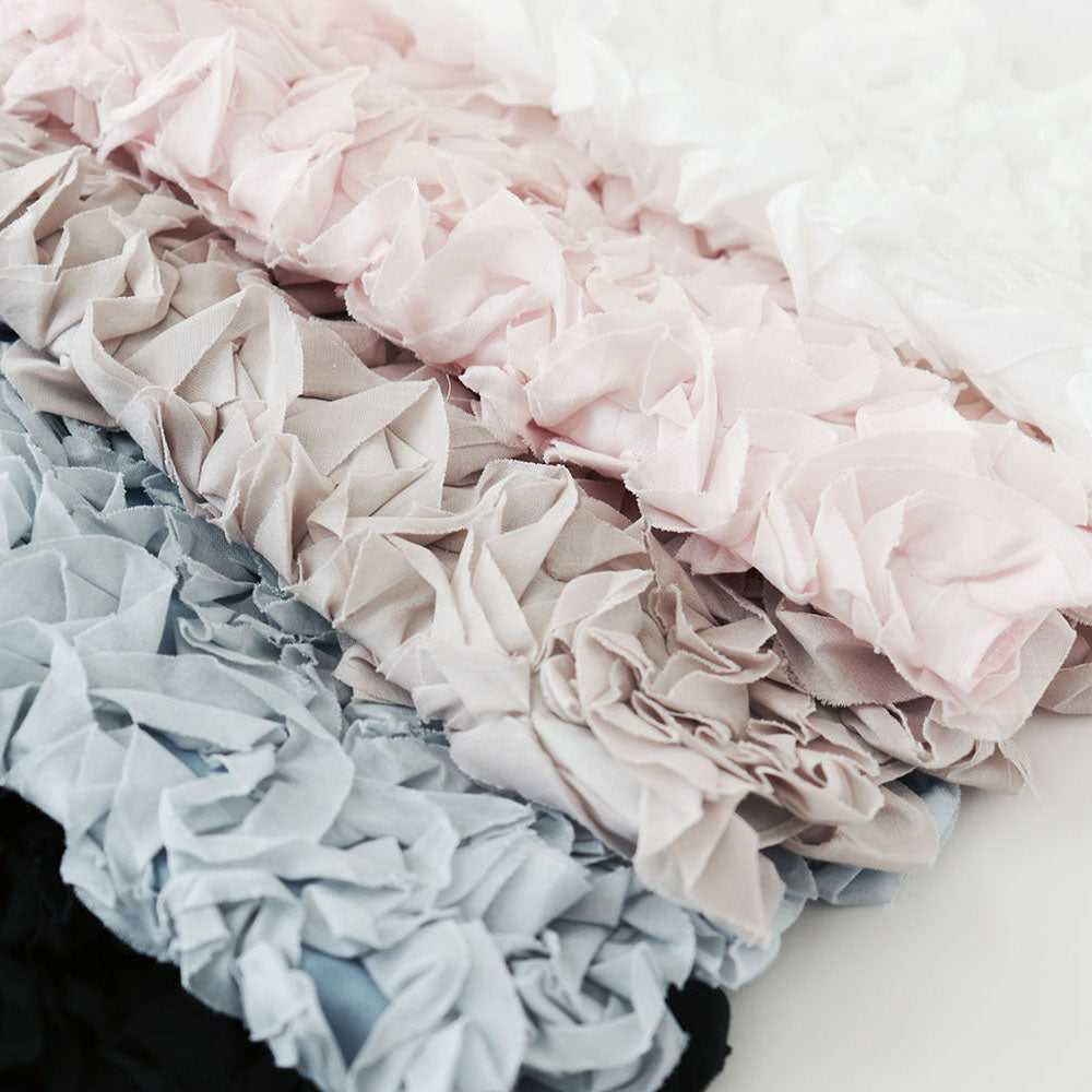 mosha mosha「frillia(フリリア)シリーズ」【立体ハンカチ】