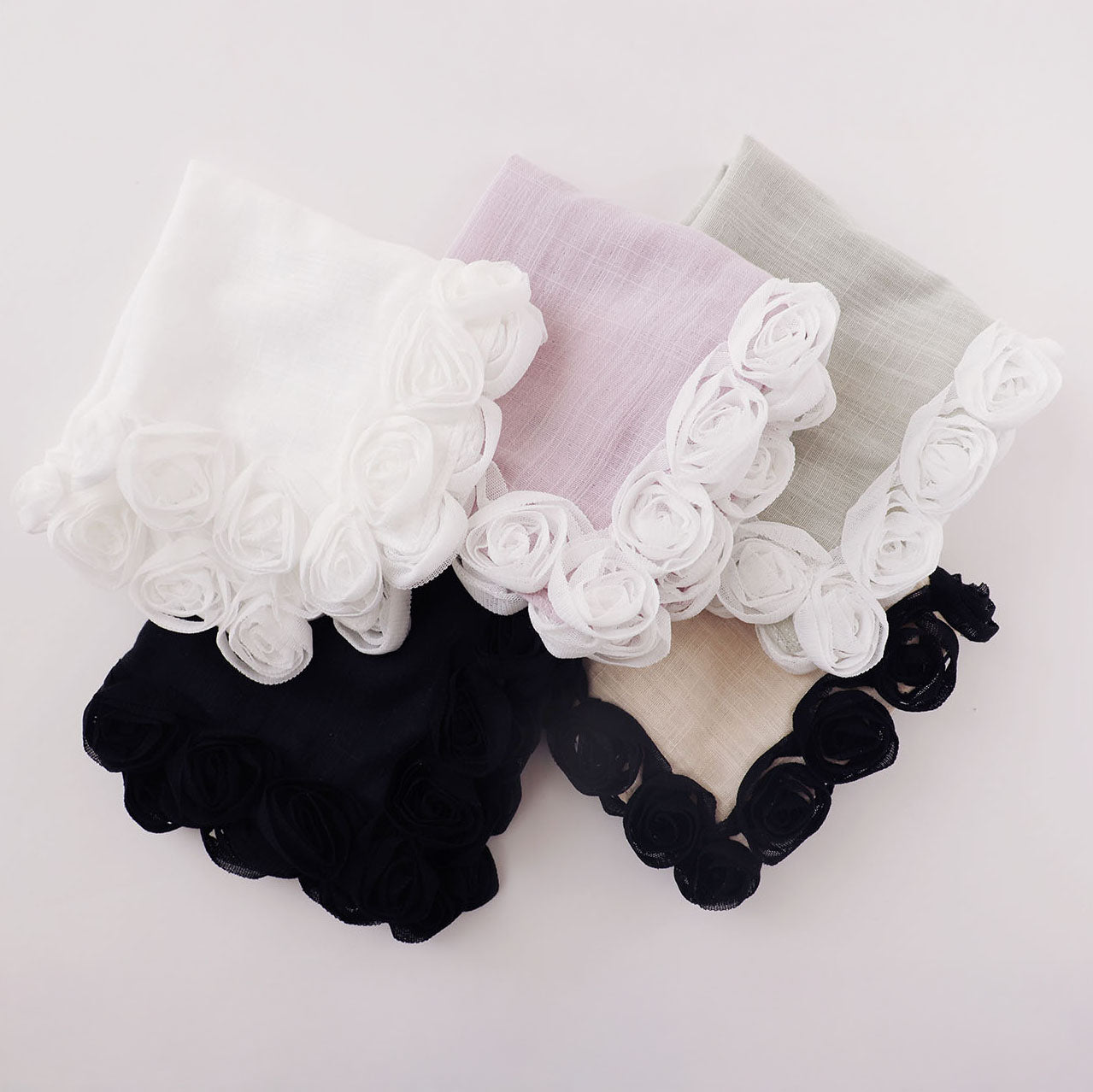 round rose「frillia(フリリア)シリーズ」【立体ハンカチ】