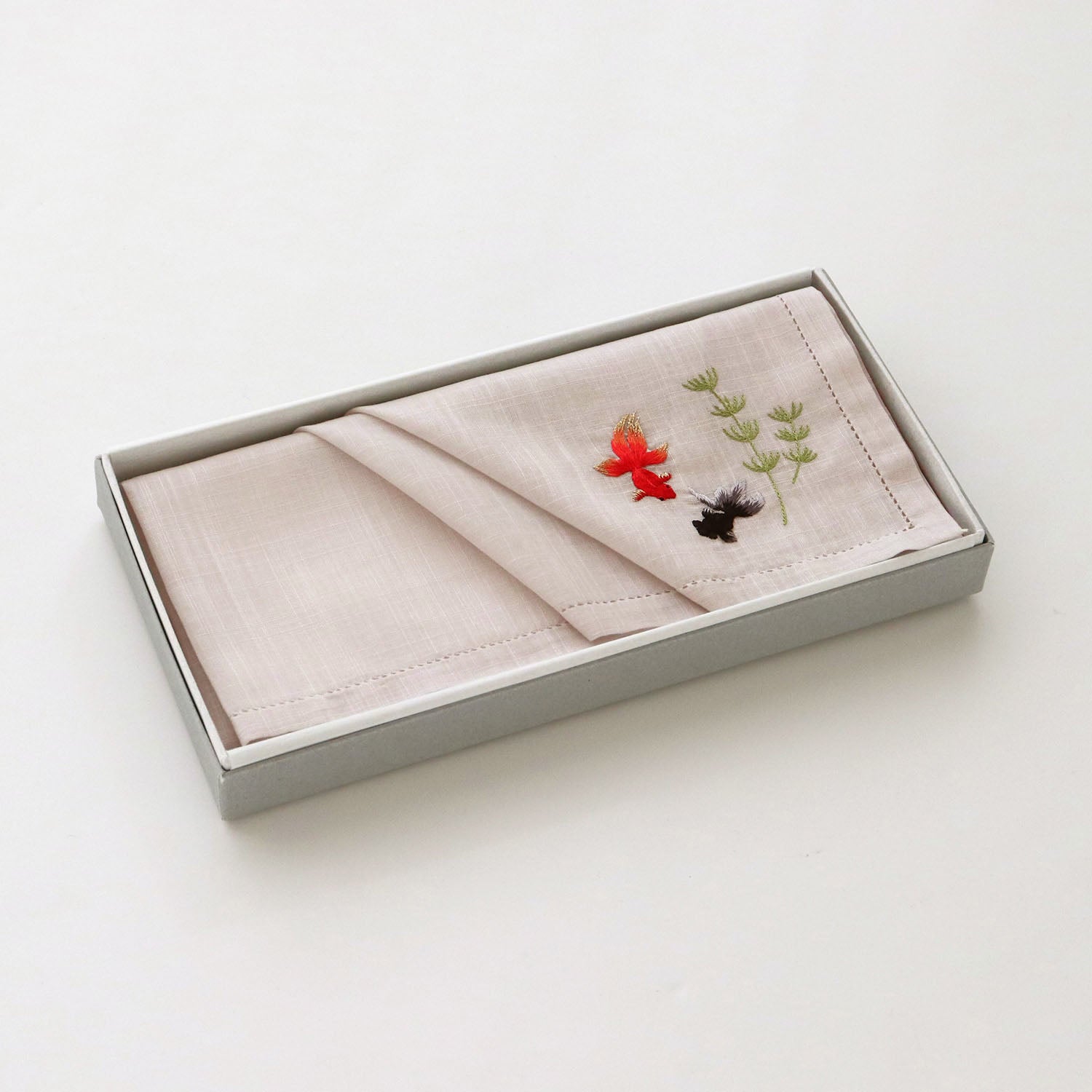 Vietnamese hand embroidery handkerchief goldfish