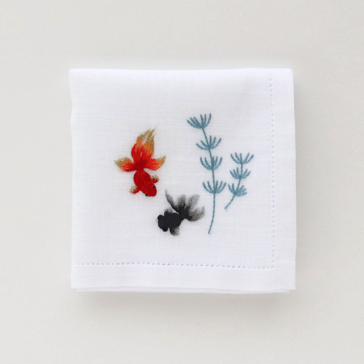 Vietnamese hand embroidery handkerchief goldfish