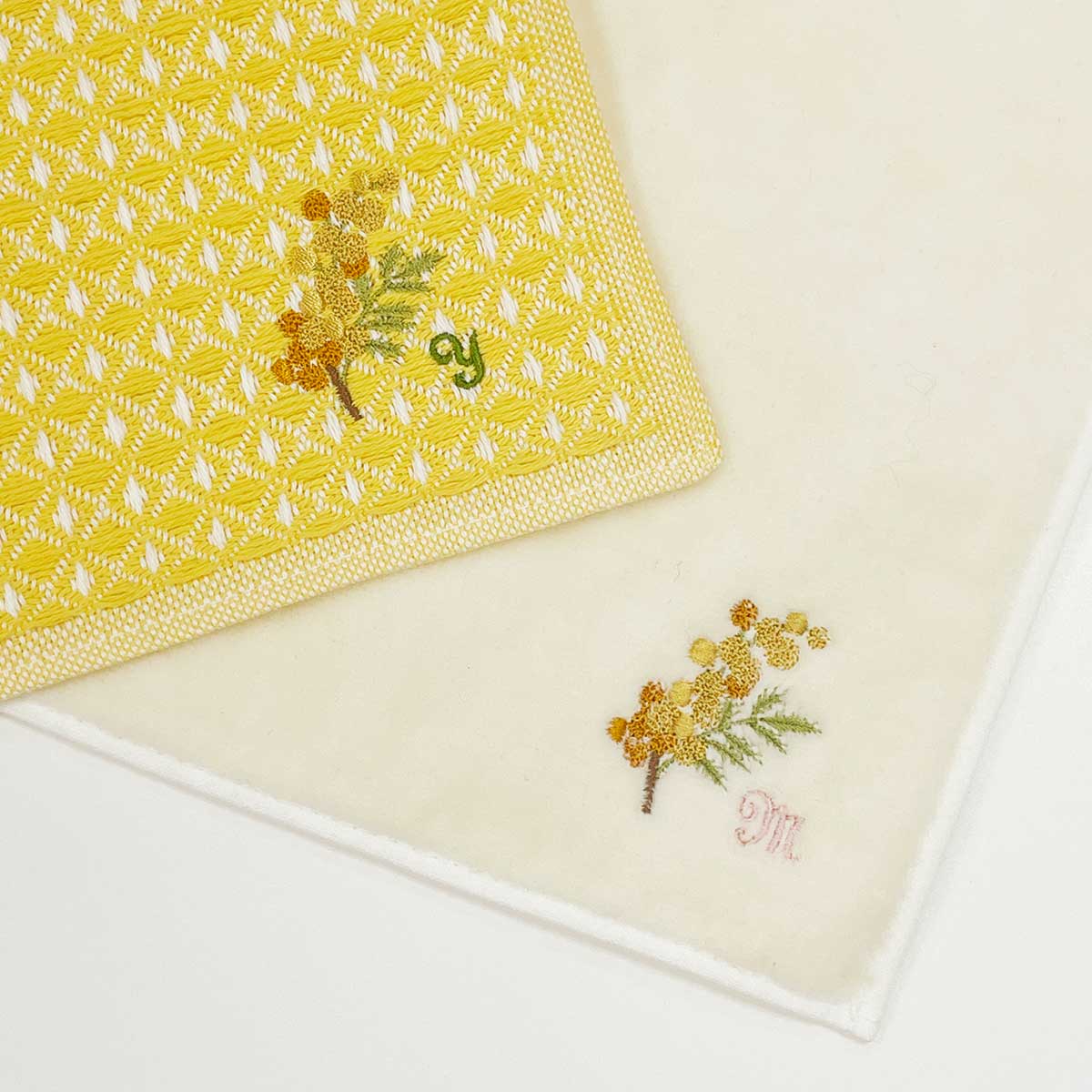 ミモザ刺繍入り SICタオル