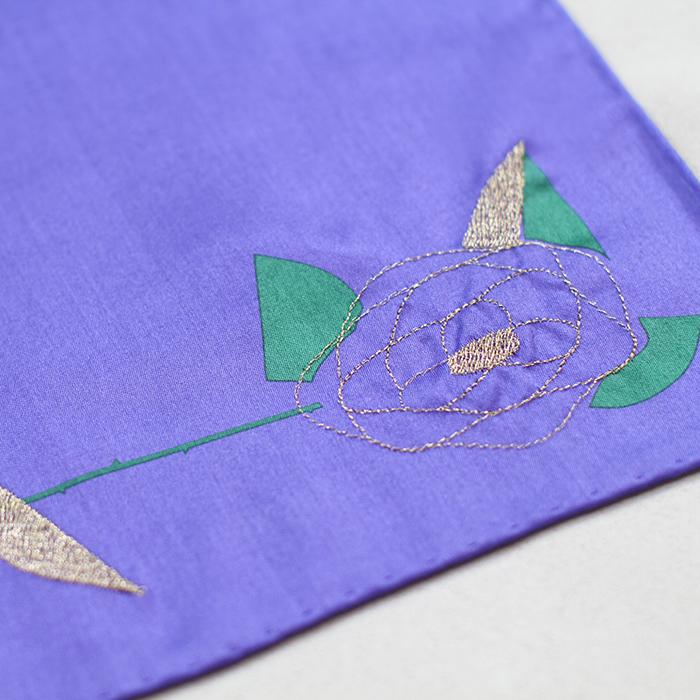 薔薇刺繍のハンカチ(ブルー) - CLASSICS the Small Luxury