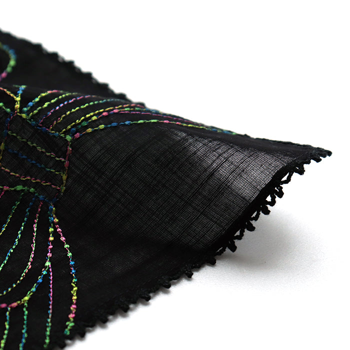 You can choose the initial embroidery! Ribbon embed