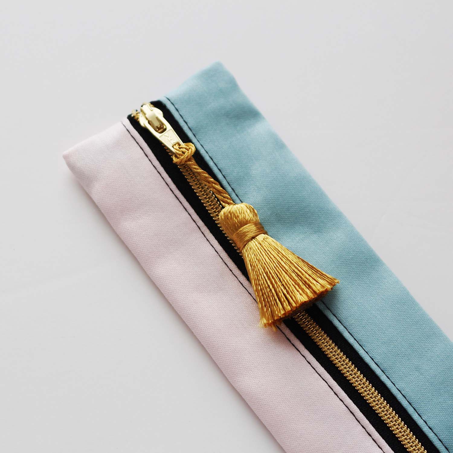 RE-EDIT Balloon Pouch (Small)