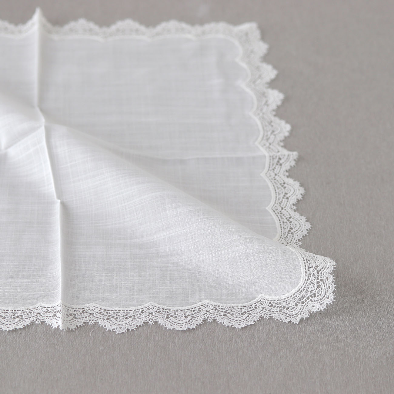 Memoire [Bridal handkerchief