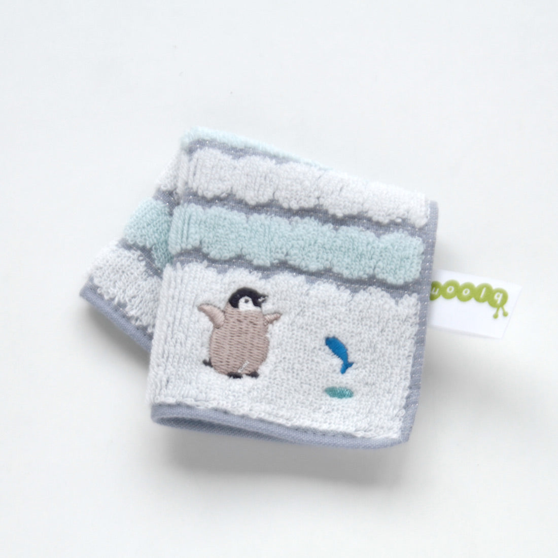 BLOOMIE'S [Chibi Towel Handkerchief Penguin]