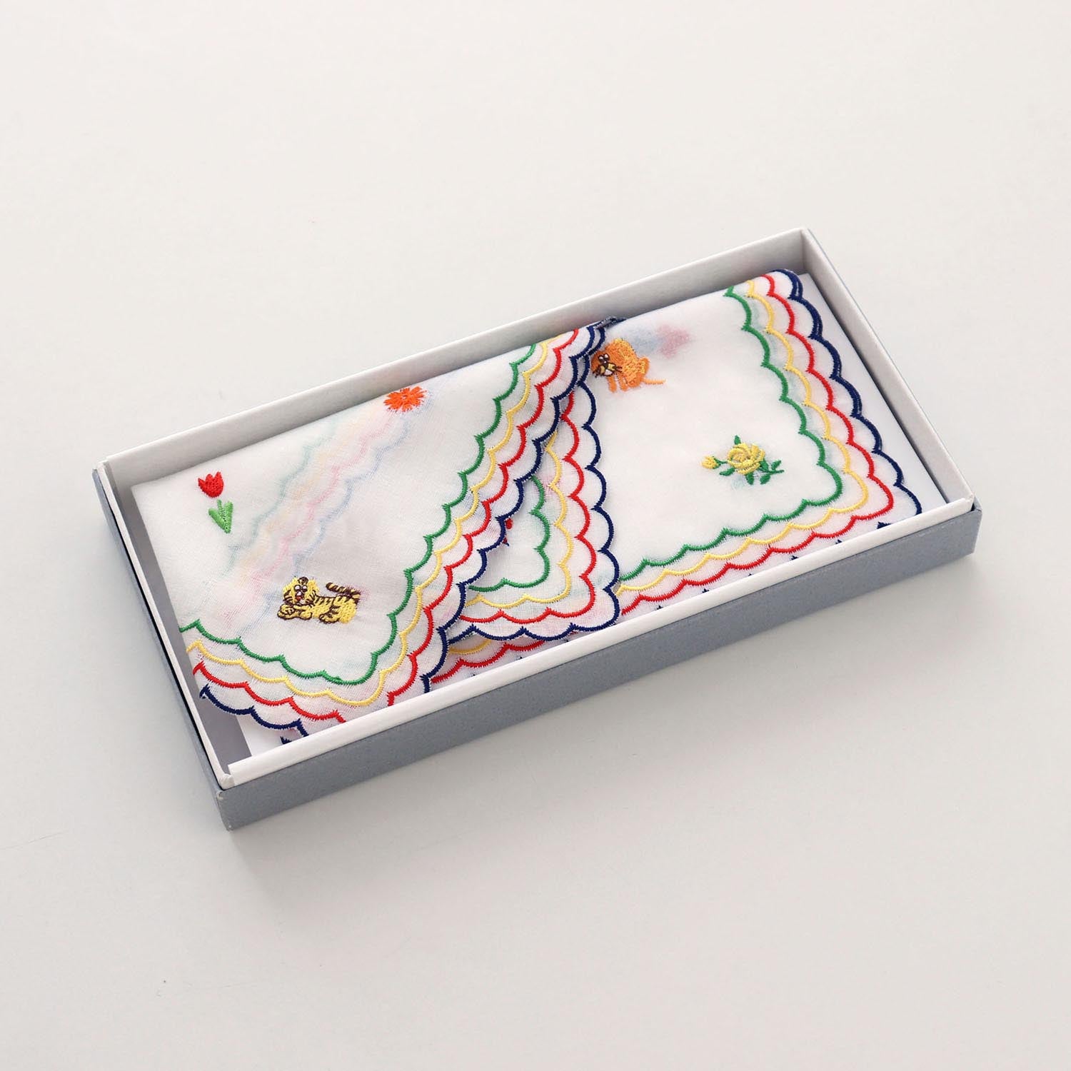 アデリアレトロ コラボハンカチ  パターン柄刺繍