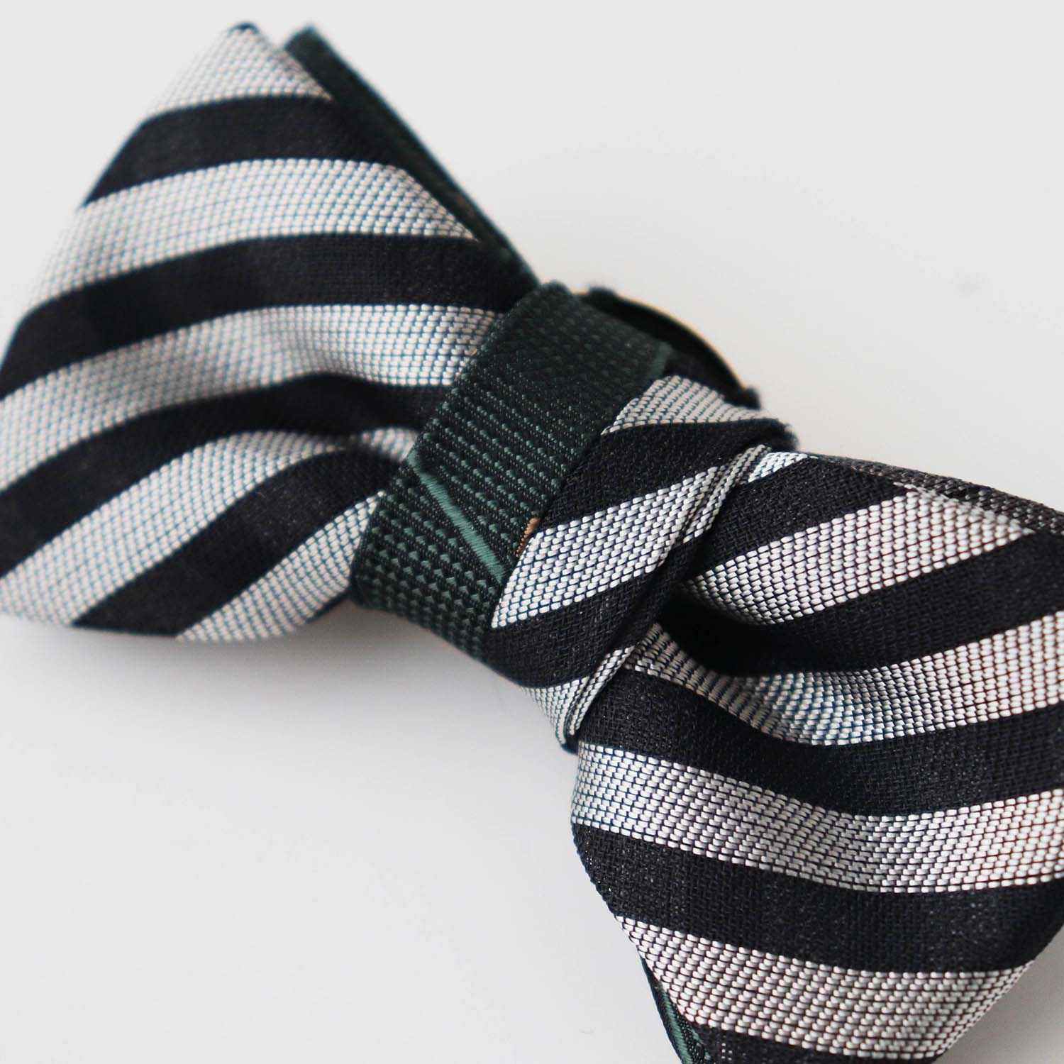 re-edit bow tie clip paisley (white)