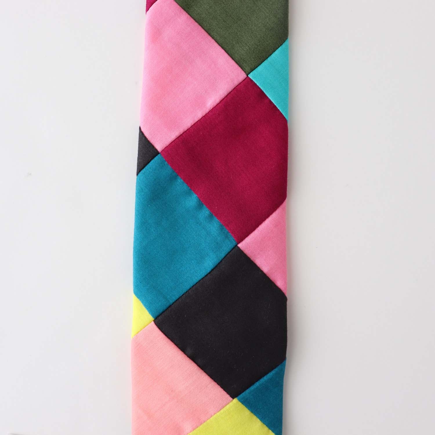 Re-edit Tie Patchwork Released in October 2025