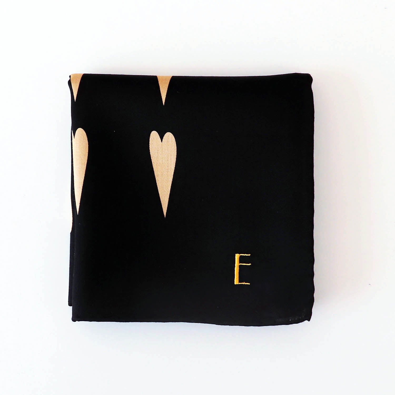 イニシャル刺繍が選べる！ ハート