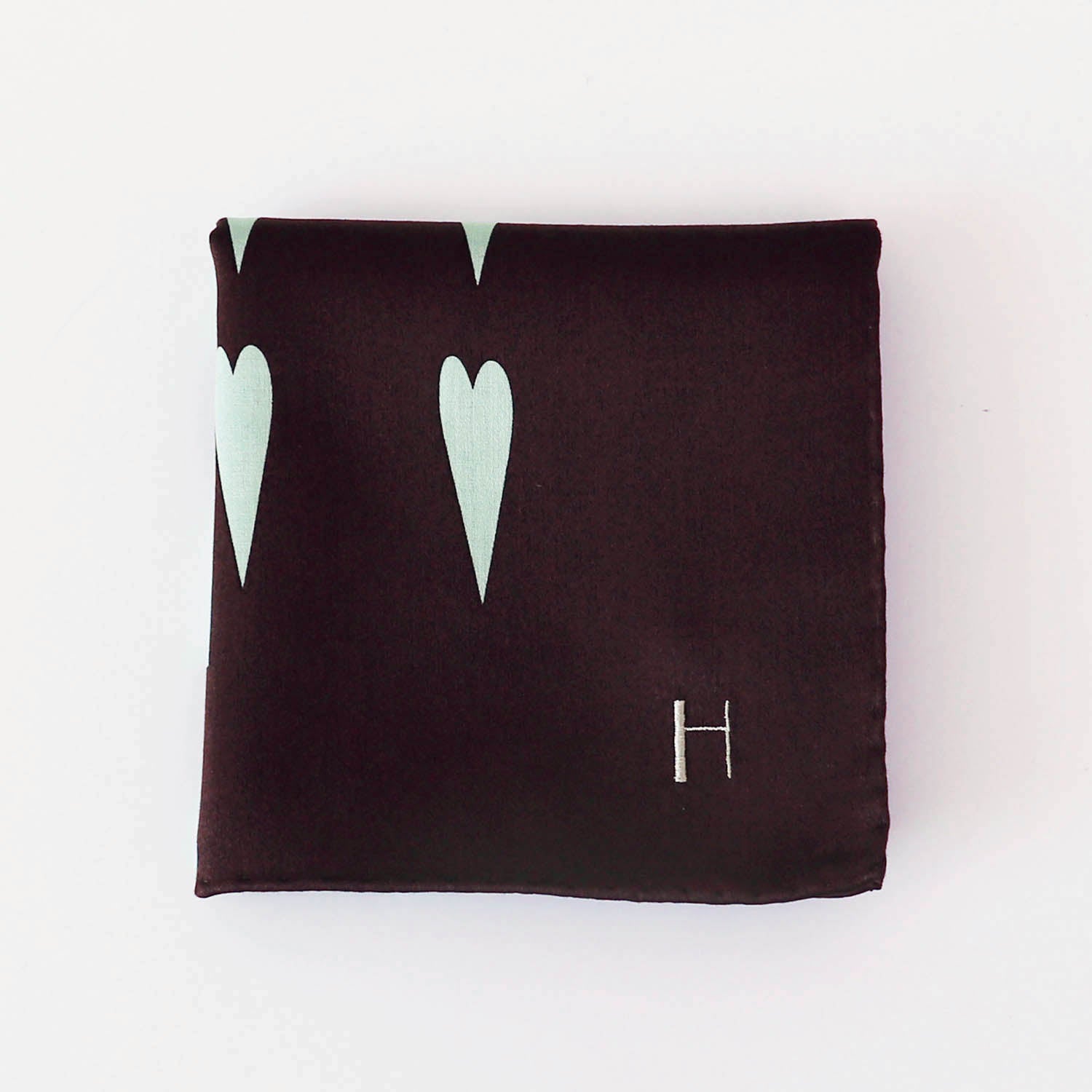 イニシャル刺繍が選べる！ ハート