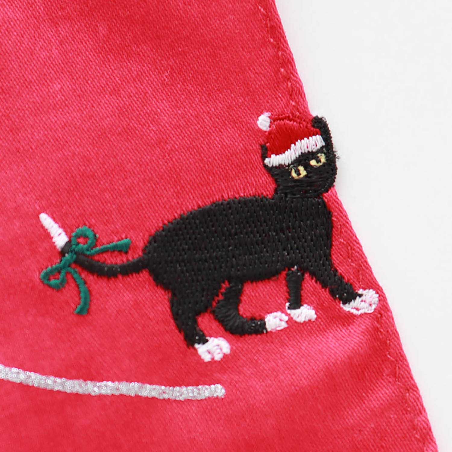 はみだし 刺繍 ハンカチ 黒猫【ホリデーシーズン】