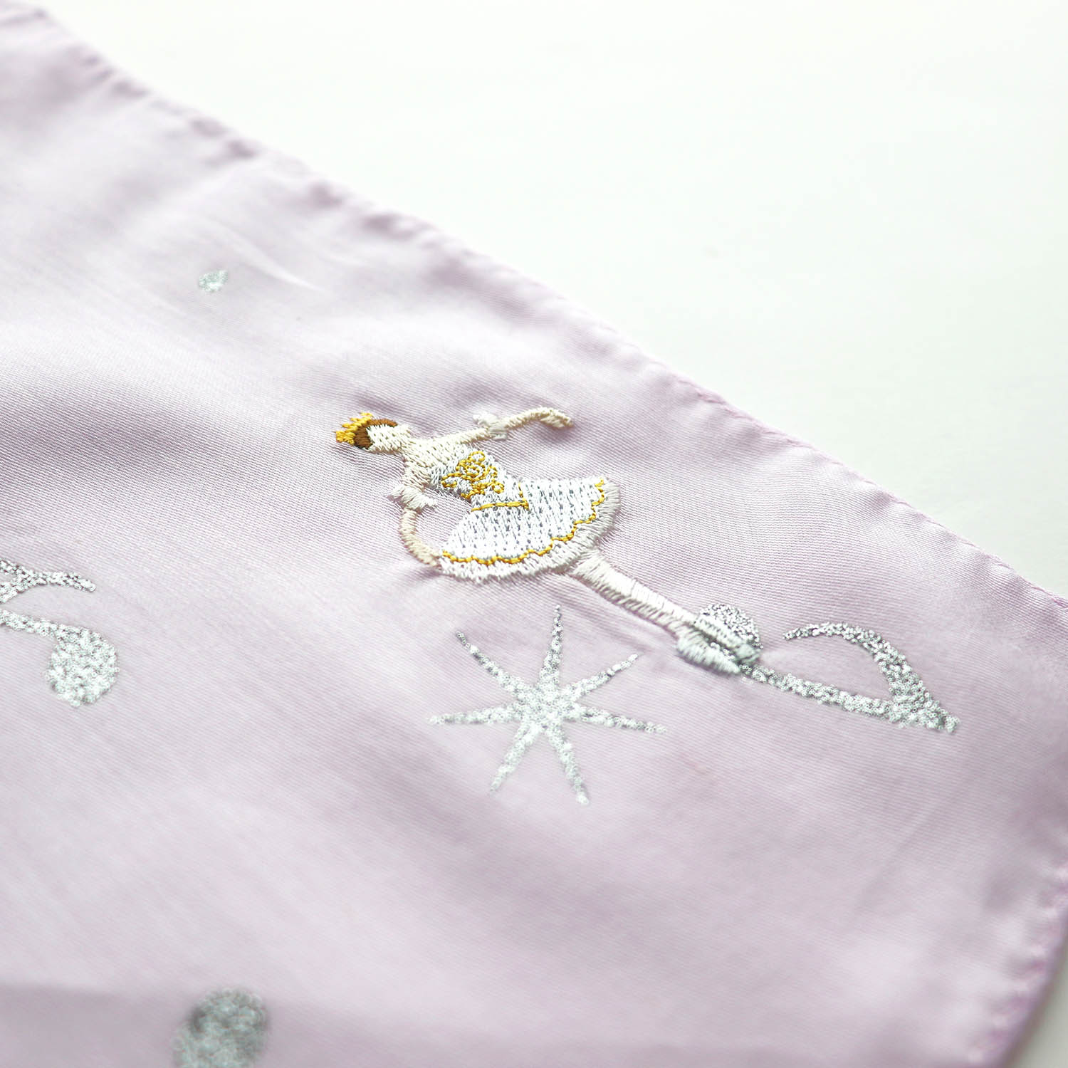 刺繍 ハンカチ バレリーナ-音楽【ホリデーシーズン】