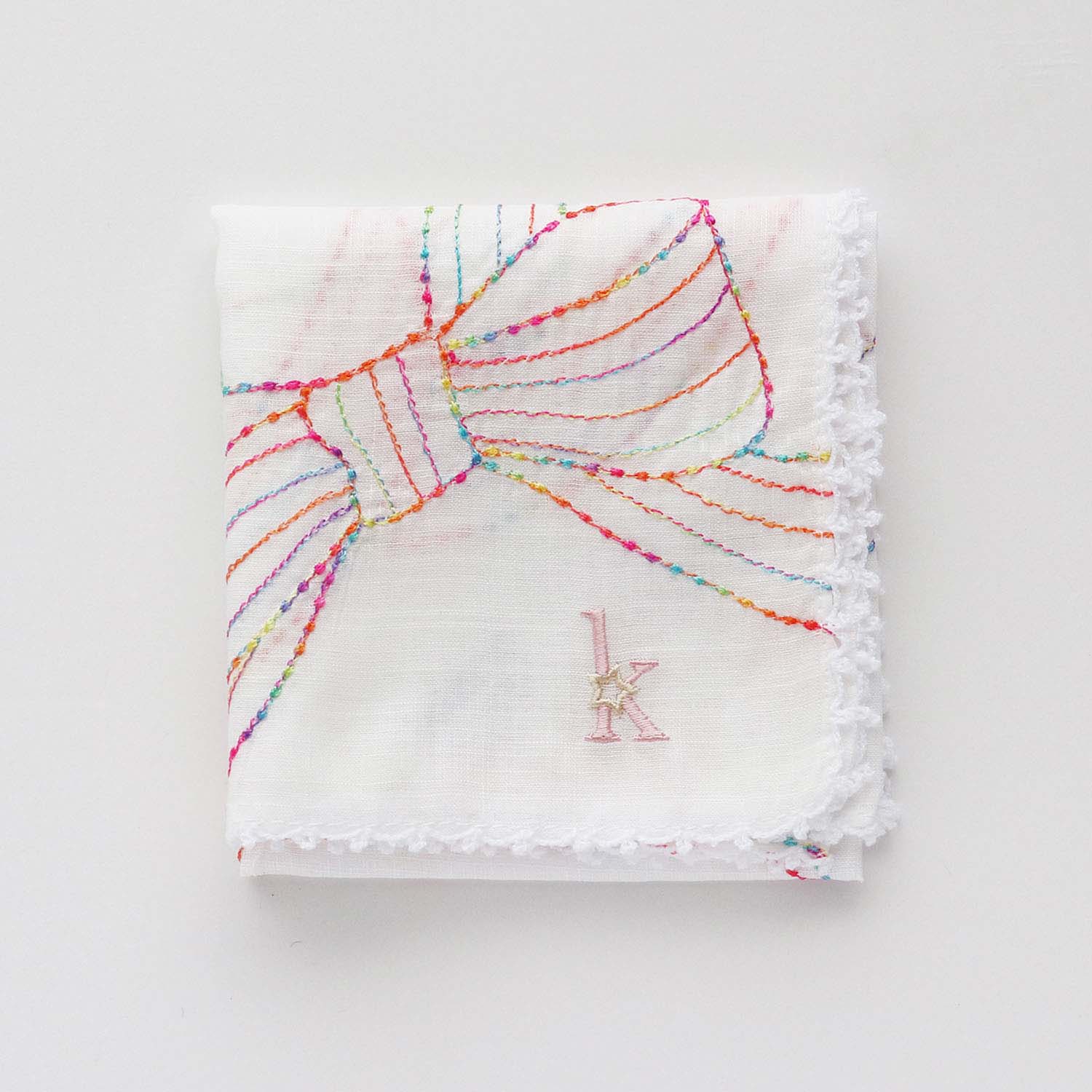 イニシャル刺繍が選べる！ リボンエンブ