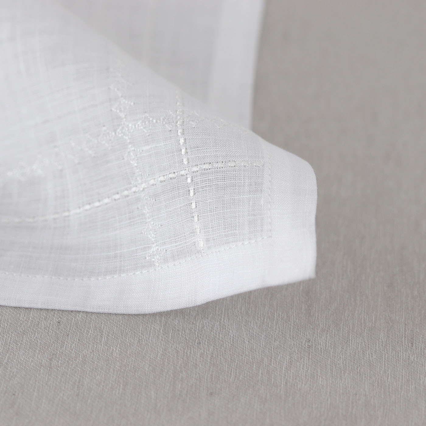 Check Stitching [Bridal Handkerchief].