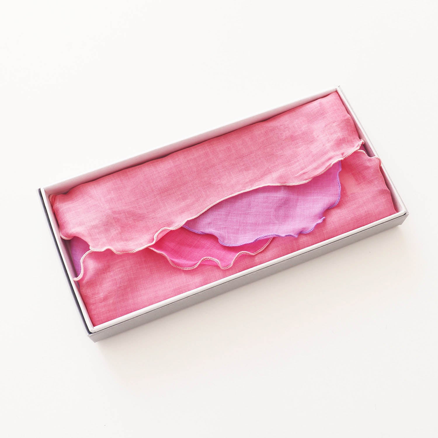 KASANEIRO -重ね色-「frillia(フリリア)シリーズ」【立体ハンカチ】