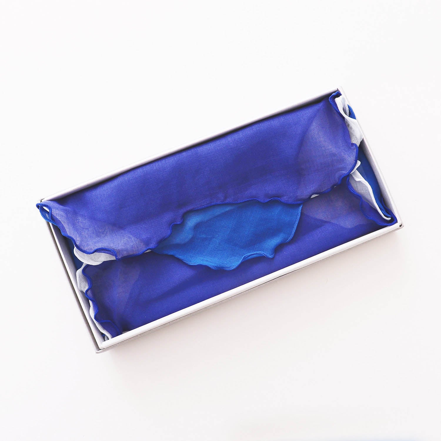 KASANEIRO -重ね色-「frillia(フリリア)シリーズ」【立体ハンカチ】