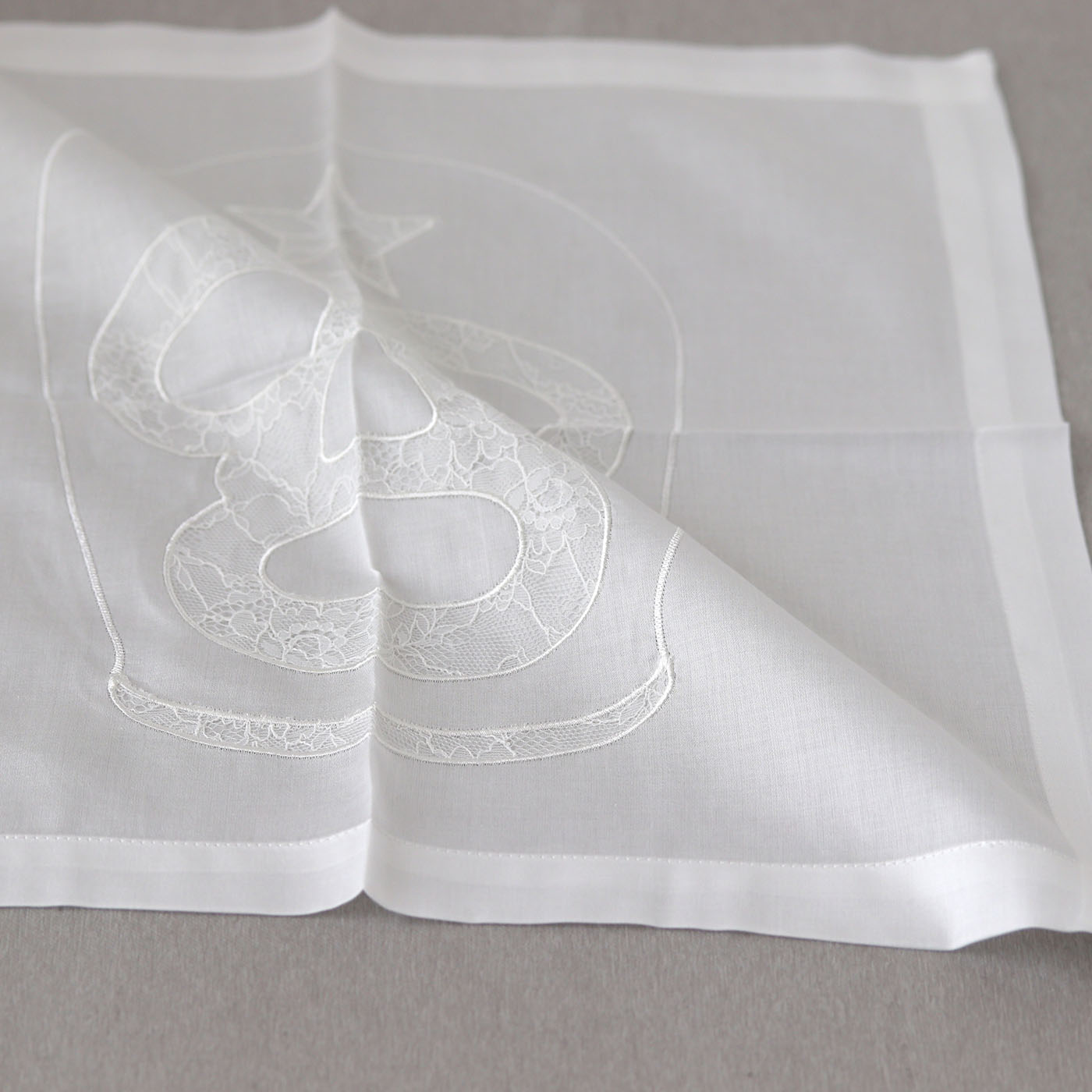 20th Anniversary Prolace A [Bridal Handkerchief].