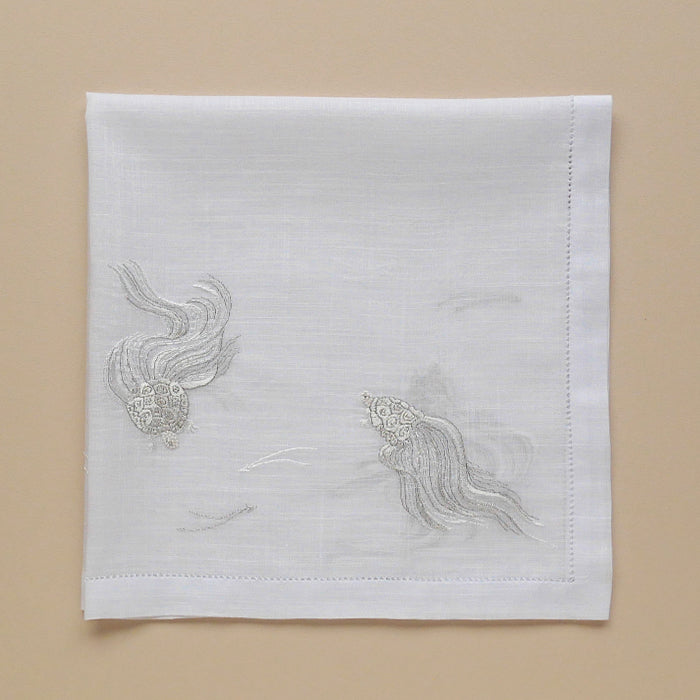 KAWARASHOEN Handkerchief -Vietnamese hand-embroidered tortoise- [Japanese Pattern Series