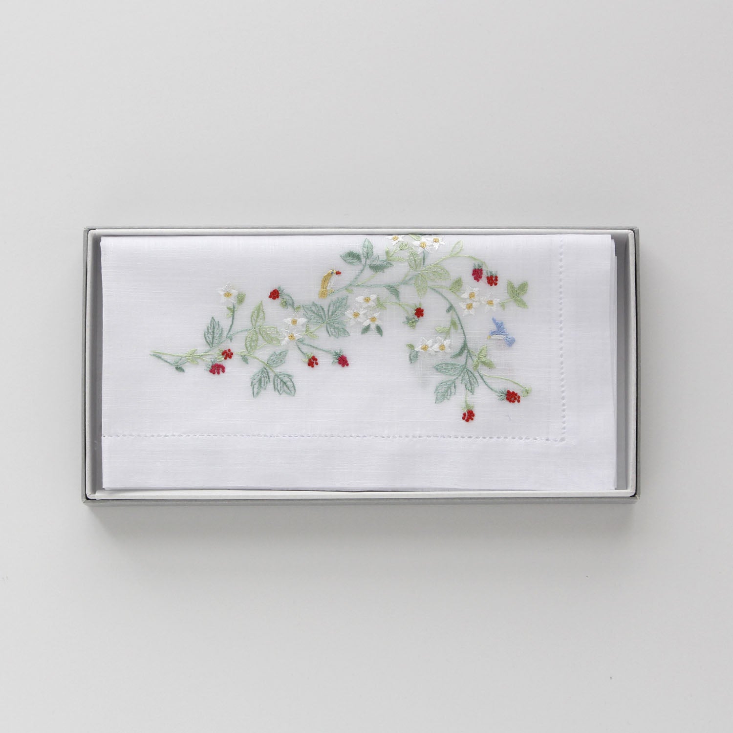 Vietnamese Hand Embroidery Handkerchief Wild Berries