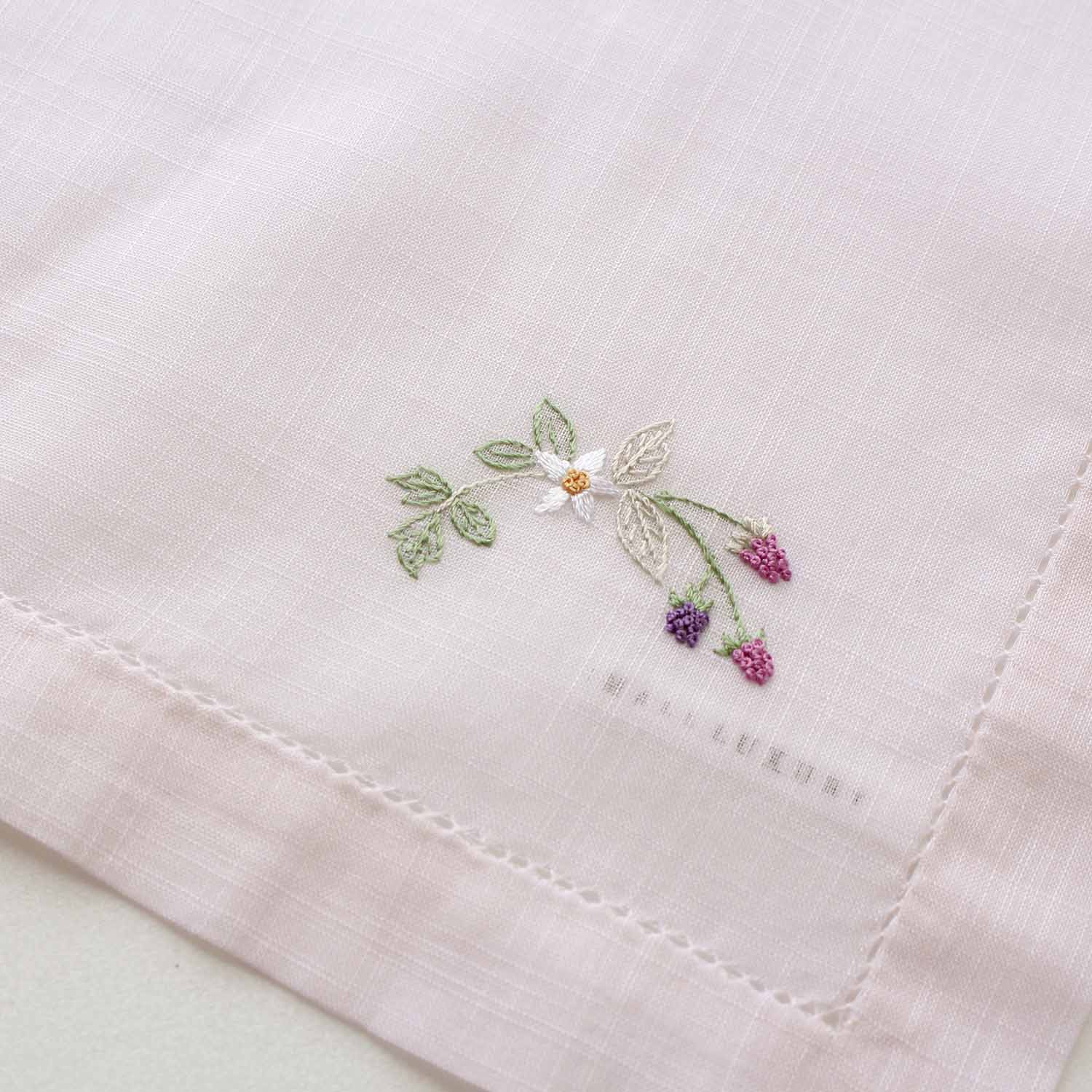 Vietnamese Hand Embroidery Handkerchief Wild Berries